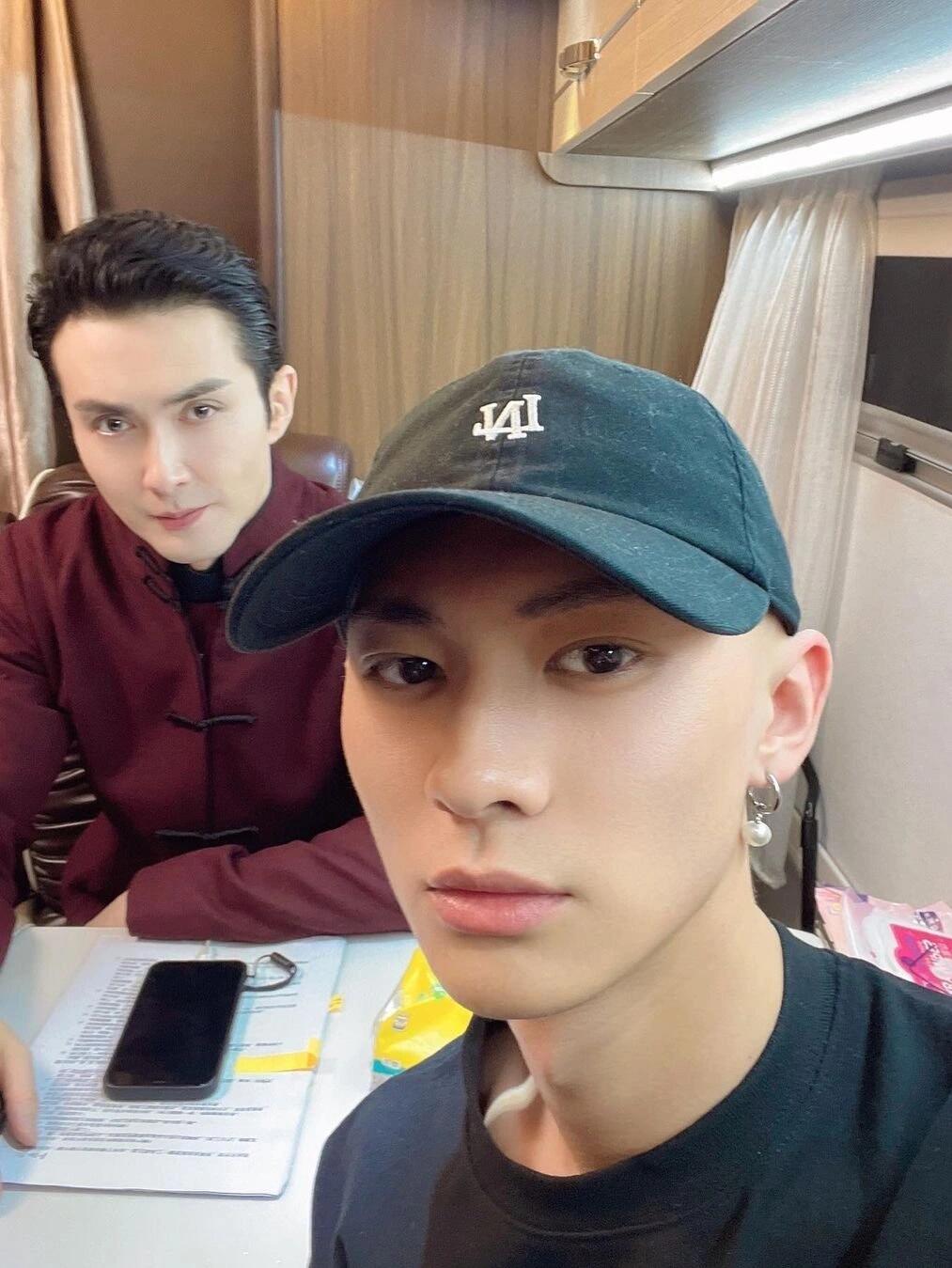 高伟光合影照系列