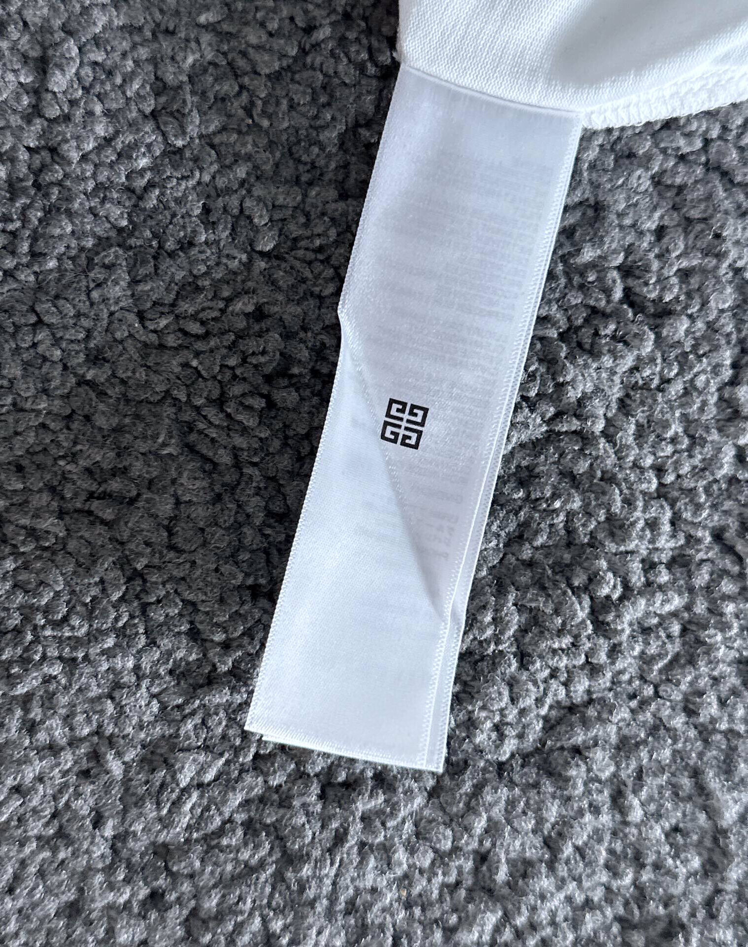 选一件你喜欢的纪梵希logo t恤,真的香7815  givenchy纪梵希2023