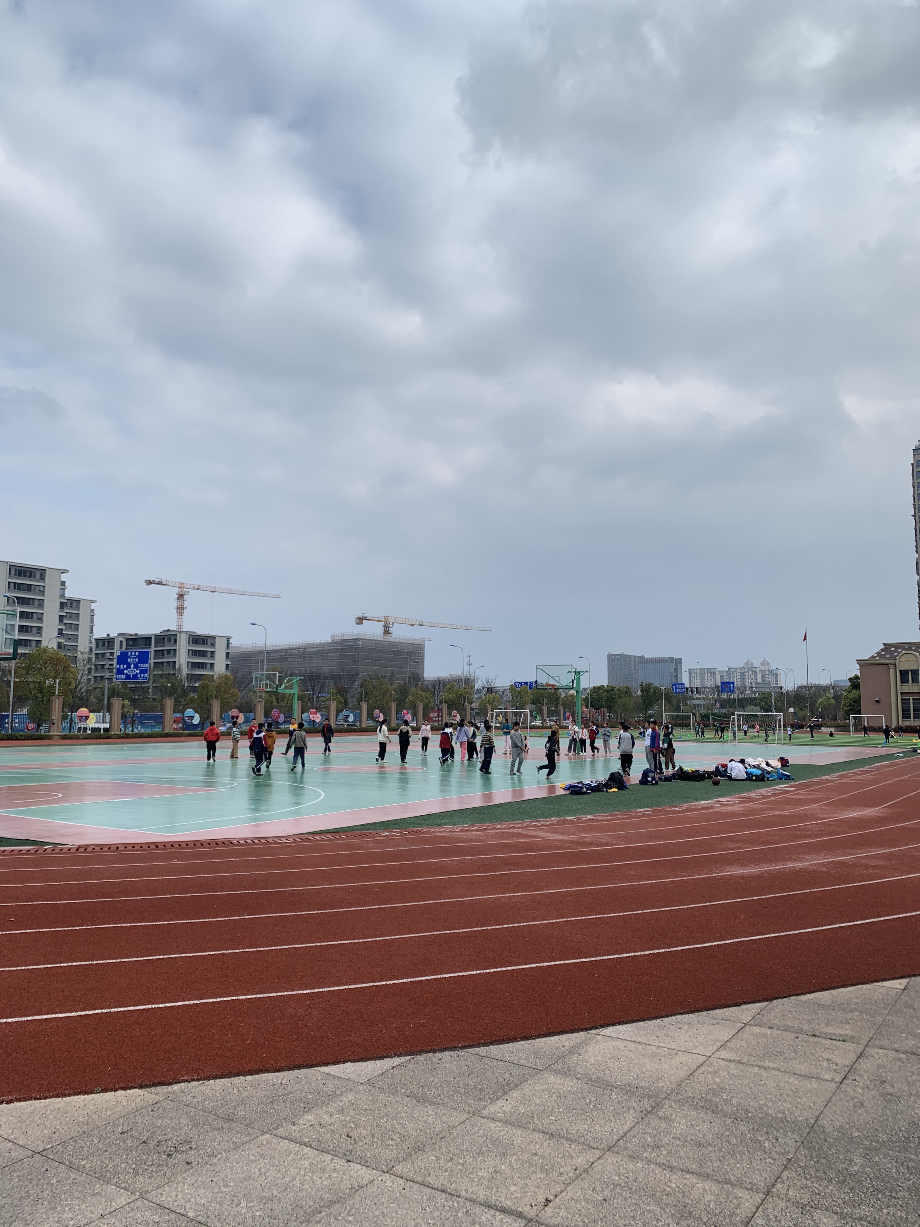 东南小学校区很美