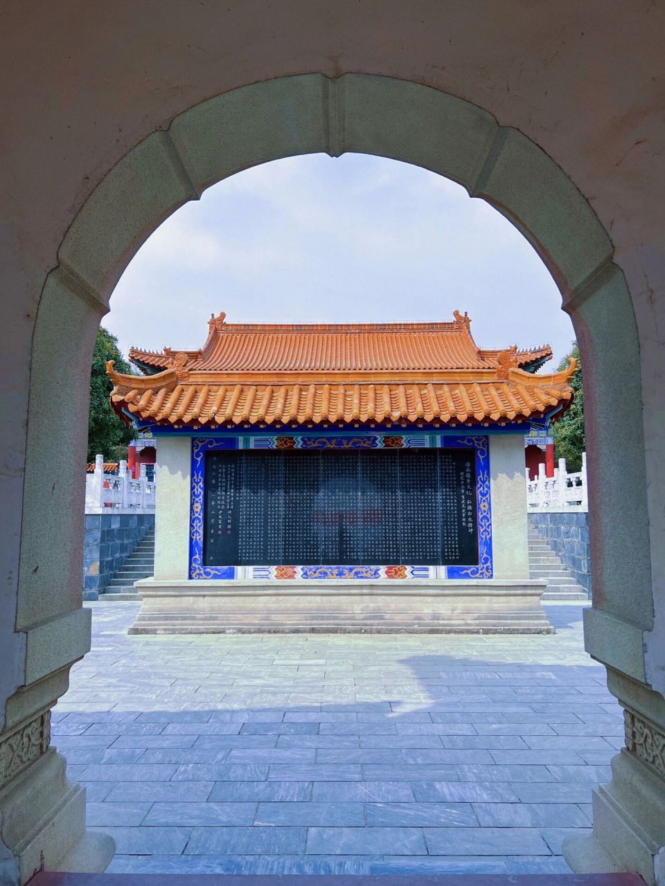 停车9315免费 	 千年古刹白水寺位于"帝乡"枣阳市吴店镇内,后人为