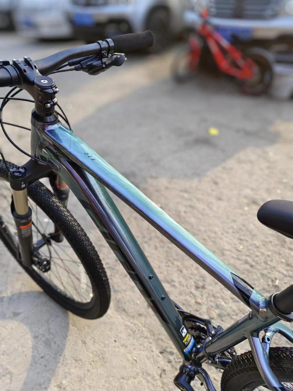 捷安特 giant xtc800 气辉色实拍,实拍颜色真的很好看 .