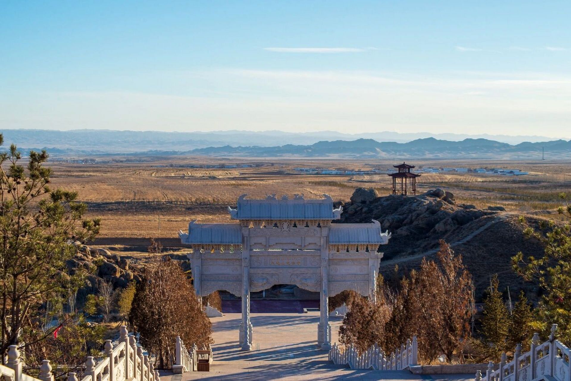 内蒙一个小县城里没什么人去的景点 图都是我在内蒙古包头市固阳县大