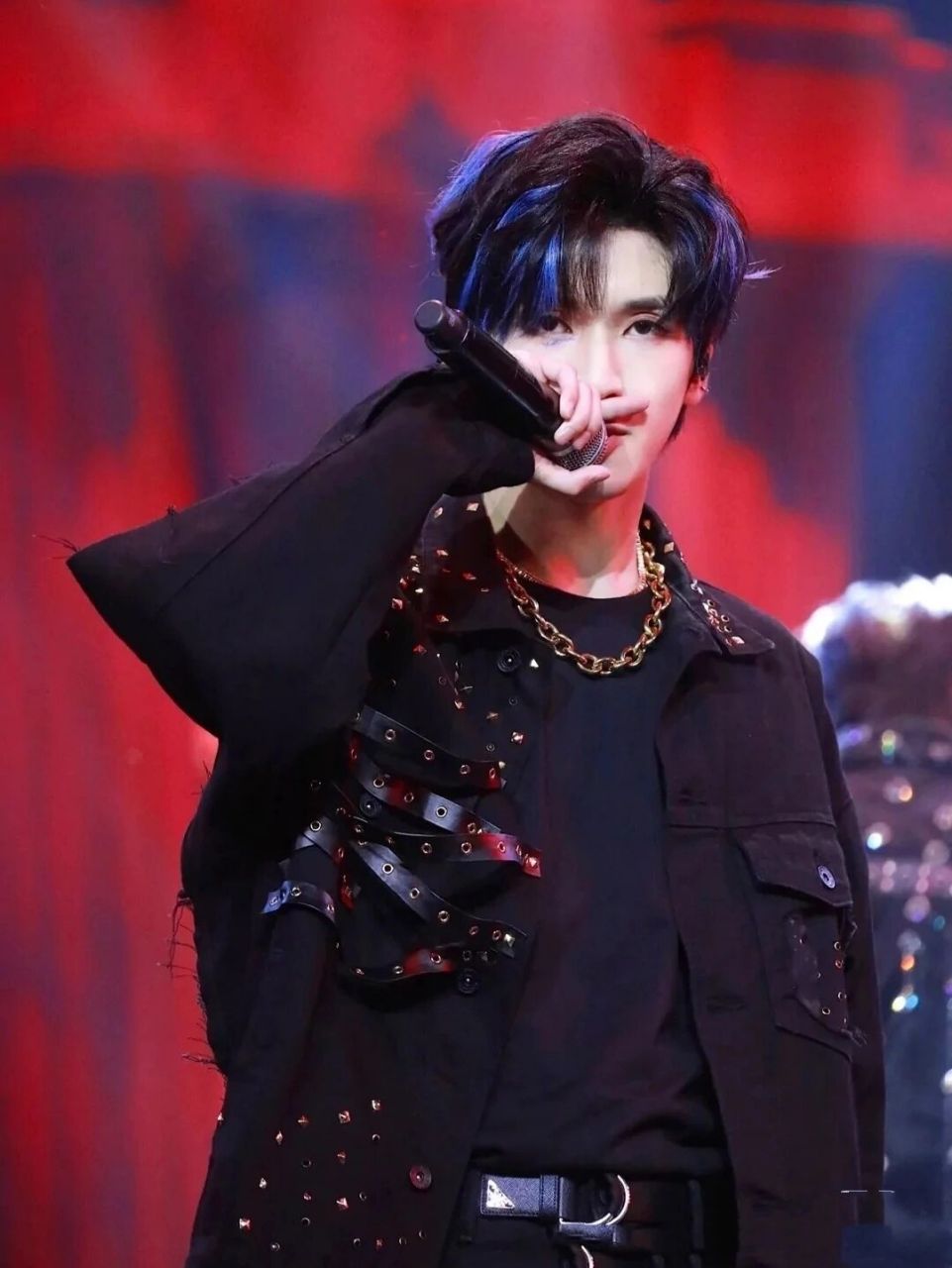 严浩翔神图(一) 翔哥神图来也!求图私信就可哈