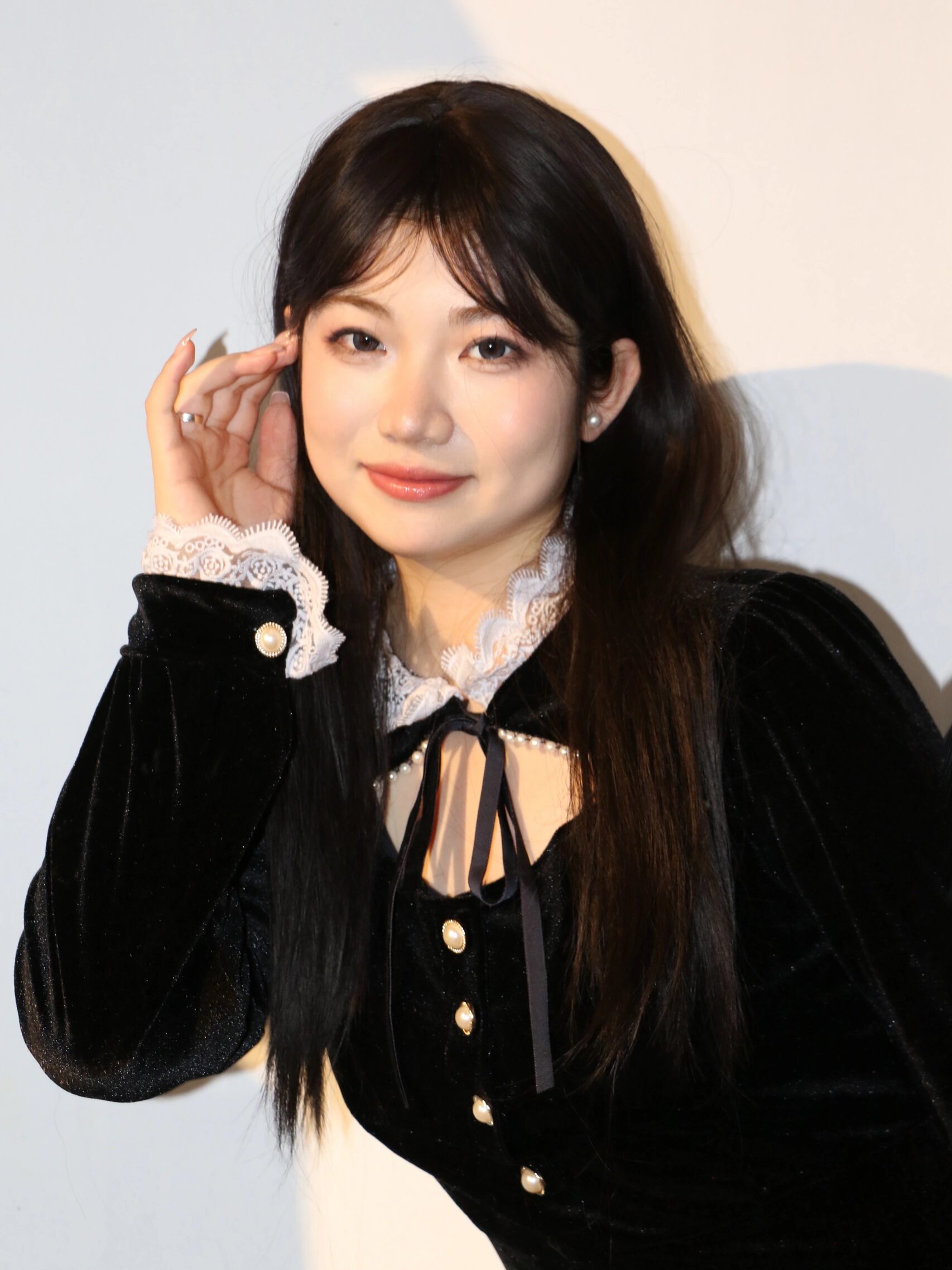 好喜欢那种小小的精致的小玩意儿 这个水晶小方块真的