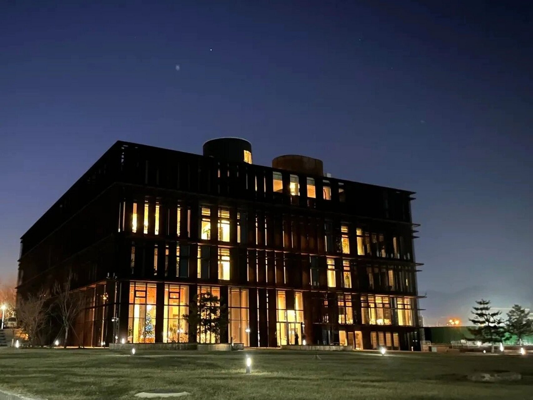 欢迎大家报考国科大中丹学院!