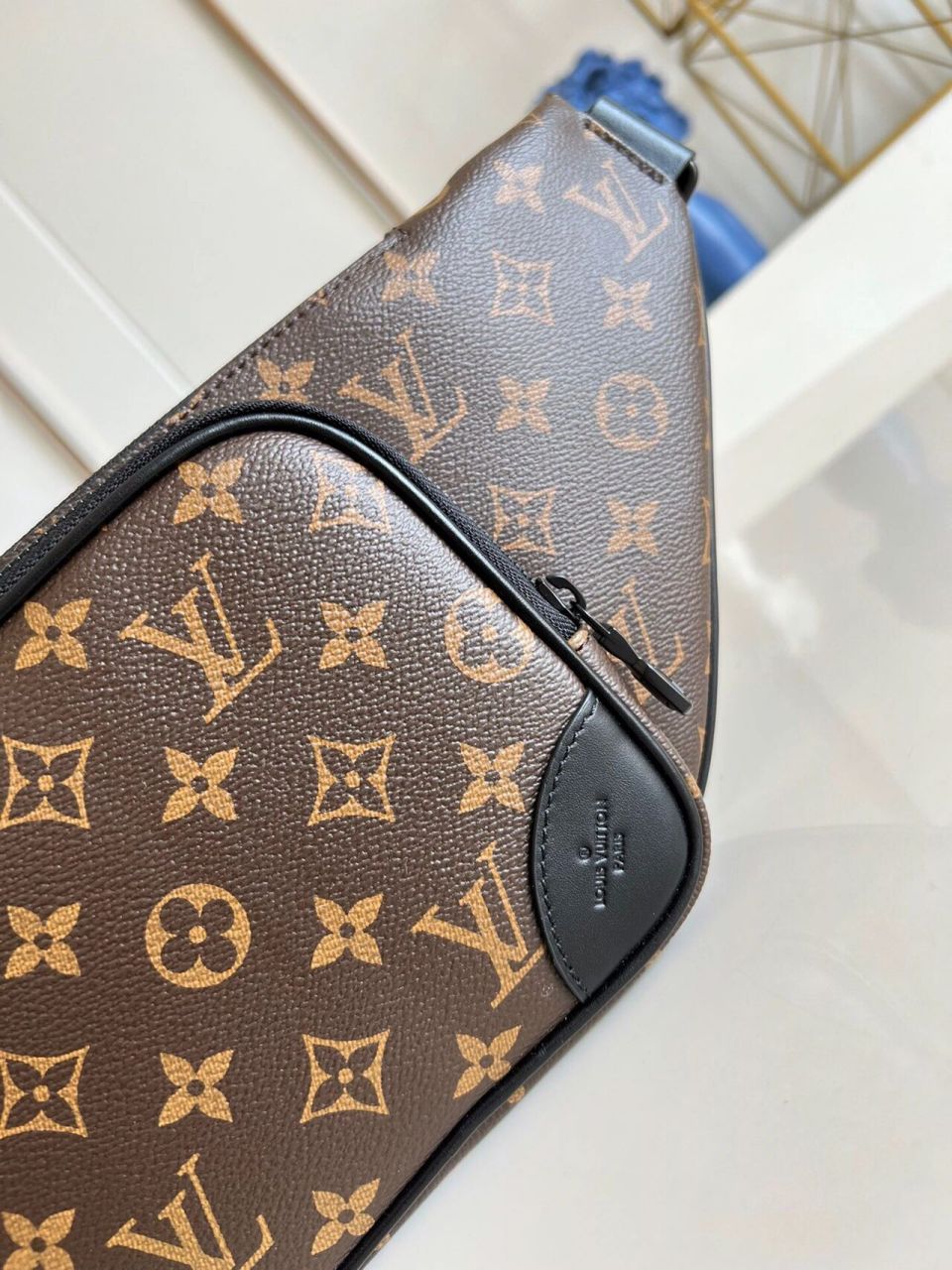 lv christopher男士胸包腰包斜挎包m45337 christopher 腰包取材
