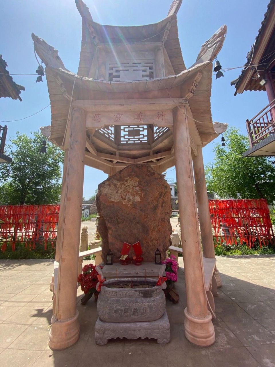 貂蝉故里 山西省忻州市貂蝉故里:位于忻州市东南三公里的木芝村,村