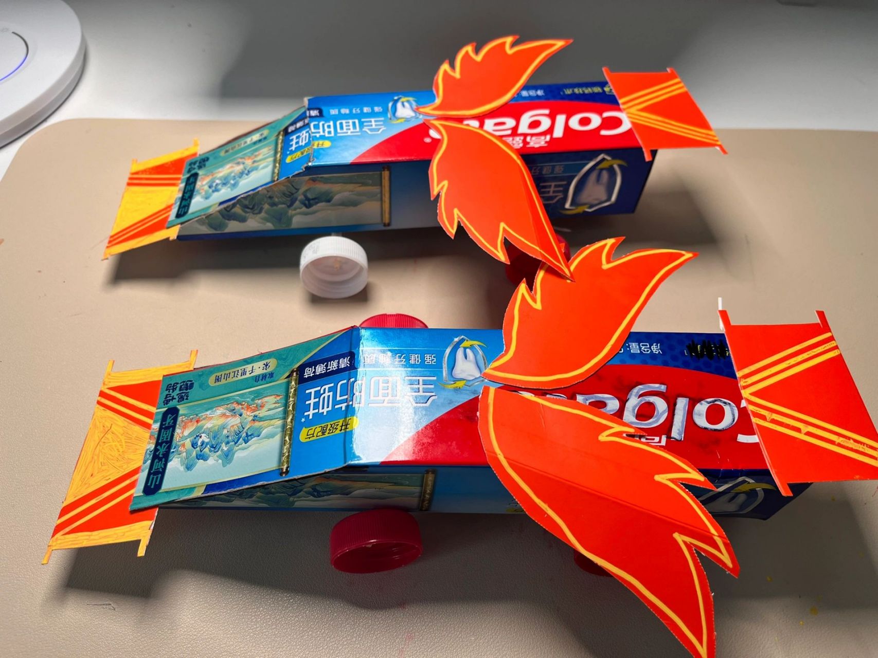 幼儿园手工# 瓶盖 牙膏盒做小车 老母亲尽力了 这么点东西 耗时一个