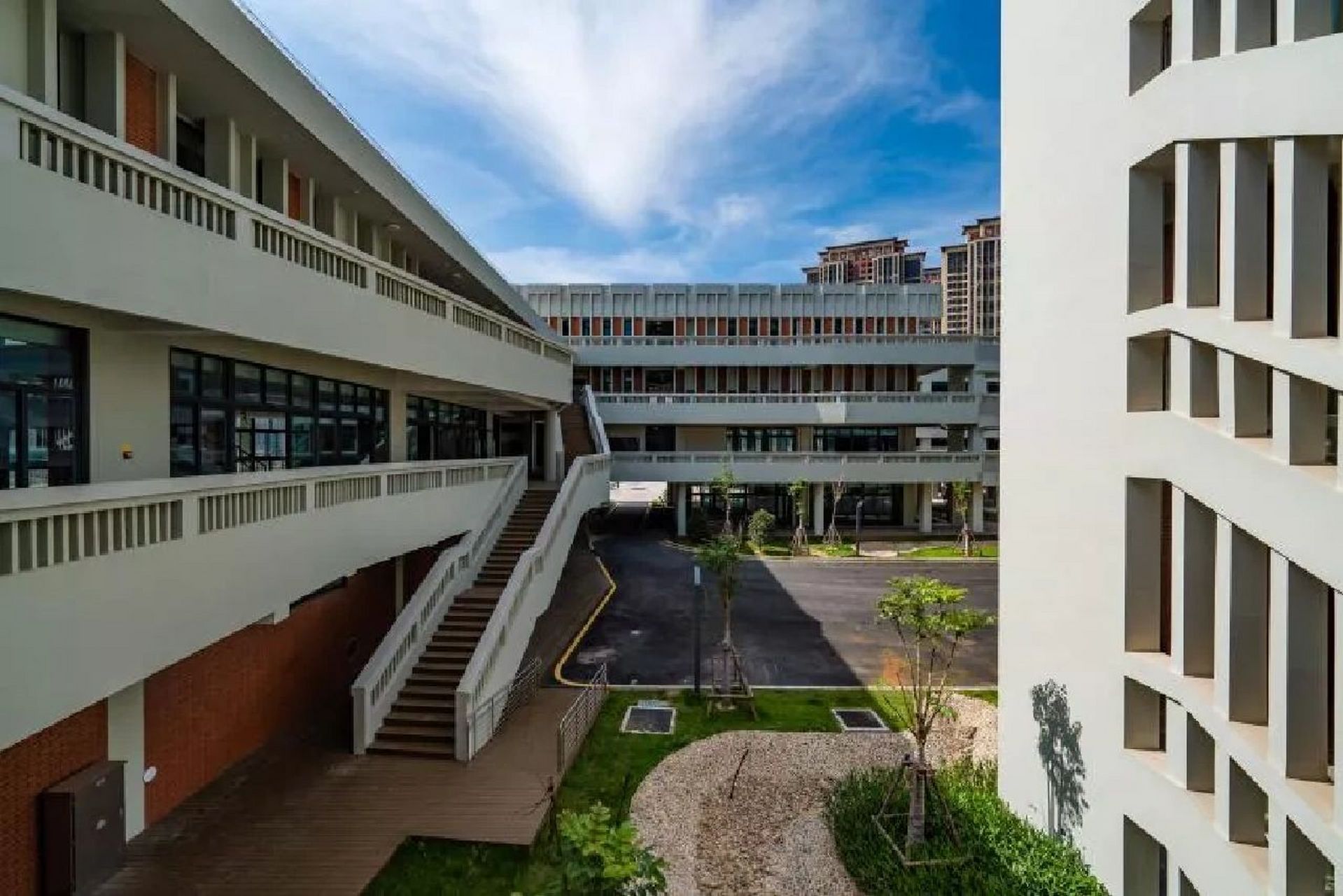 欢迎报考厦门双十中学翔安校区 欢迎学弟学妹报考双十中学翔安校区