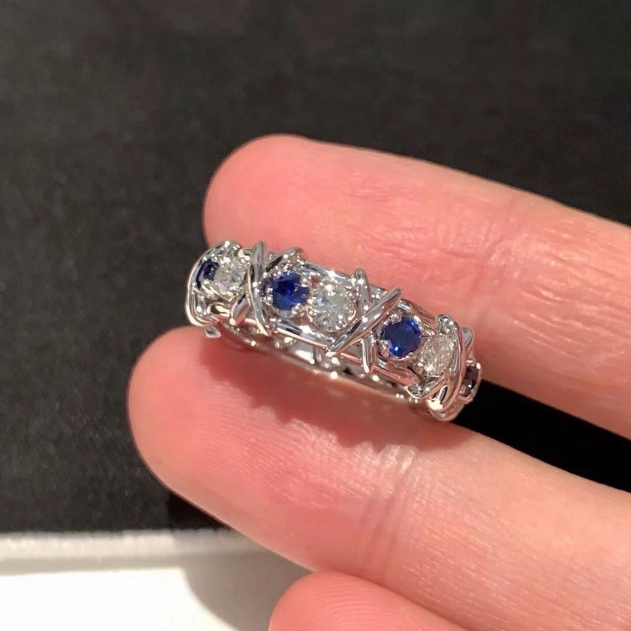 tiffany sixteen stone蓝宝石十六石戒指 蓝宝/红宝/全钻/粉蓝宝/沙弗