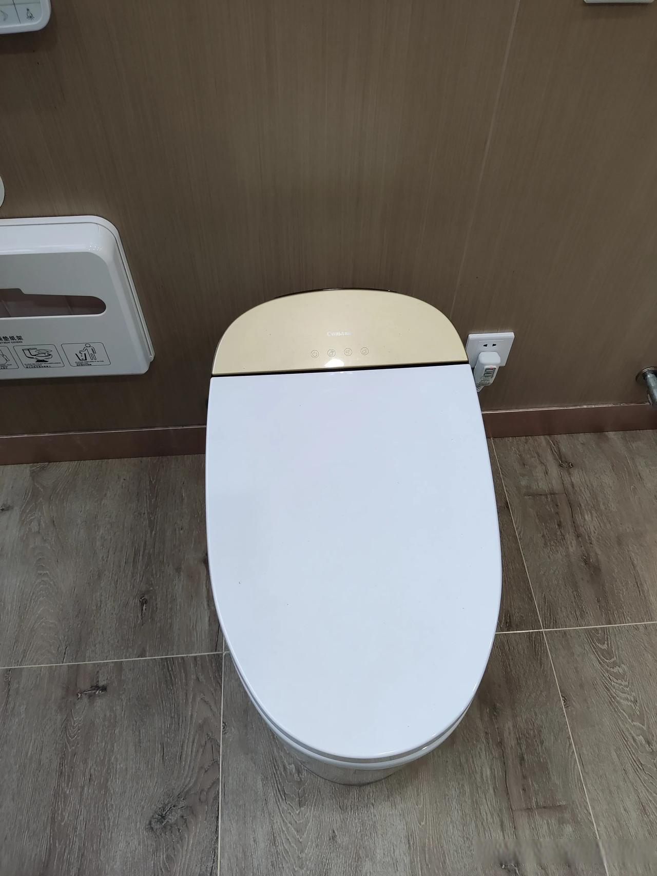 但是,从网上的信息了解到,西方很多高福利国家居然连