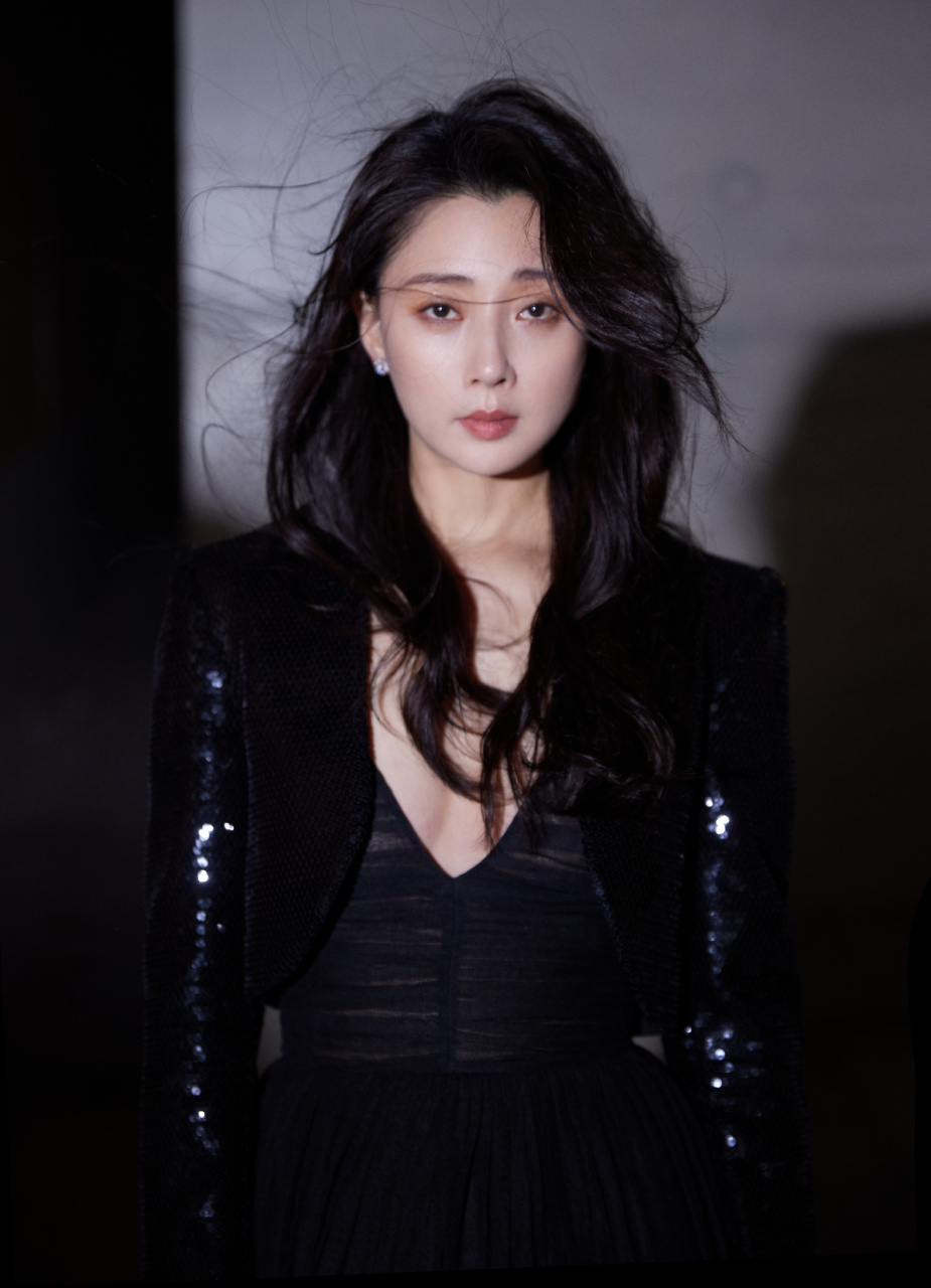 殷桃黑色礼服造型大赏