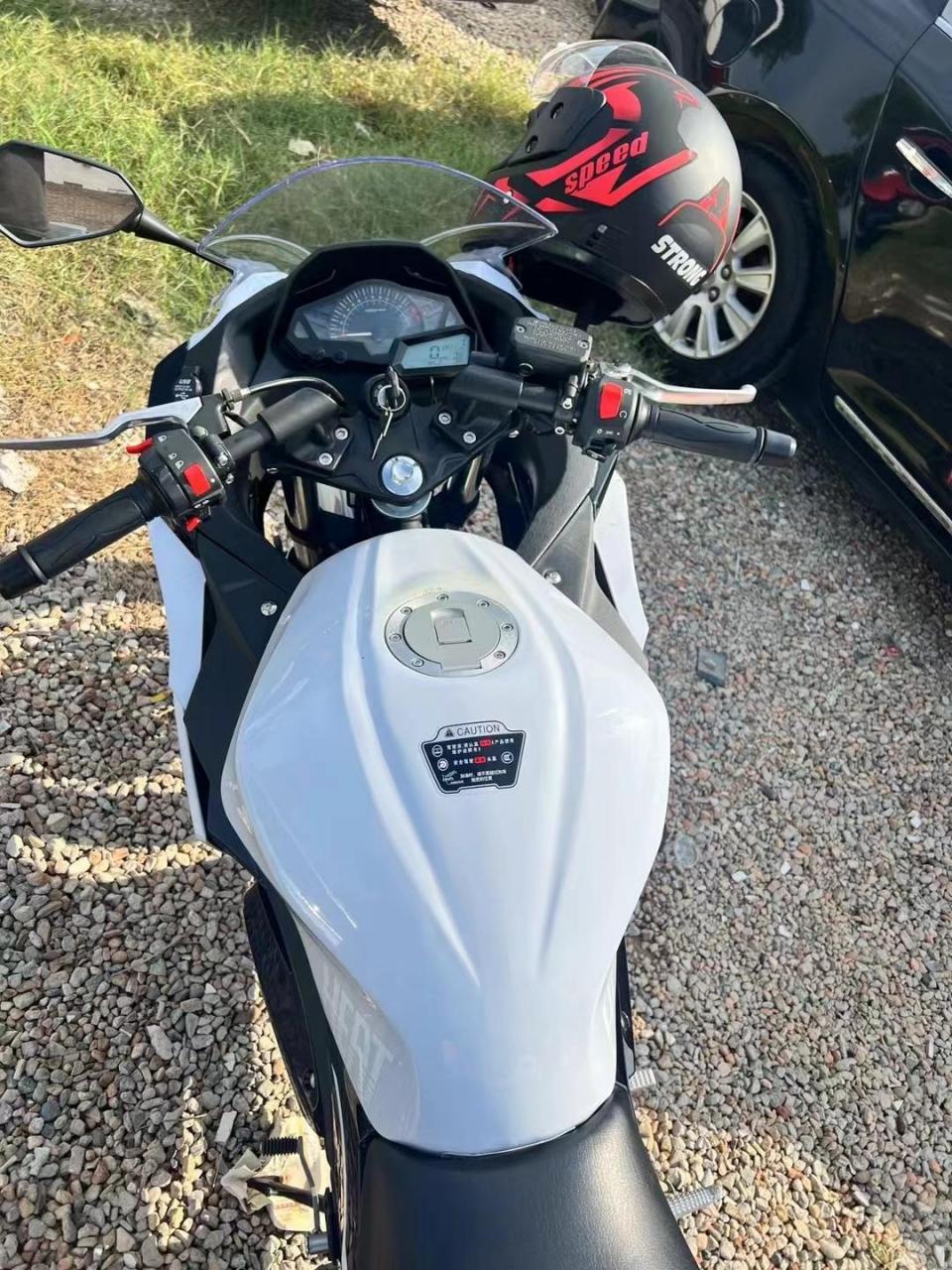 大力神dls200-d  排量:200cc