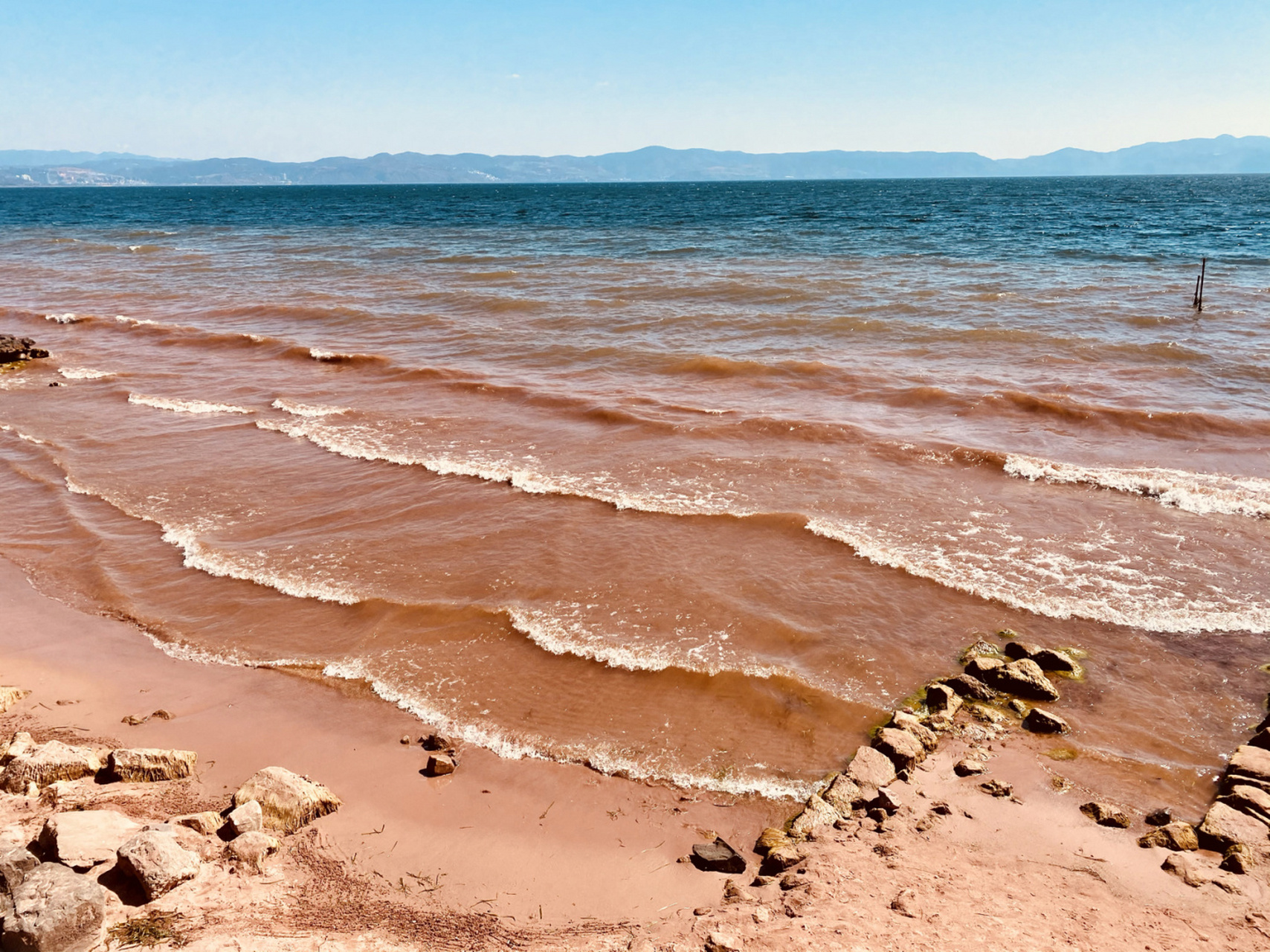 抚仙湖红沙滩 #云南旅游攻略