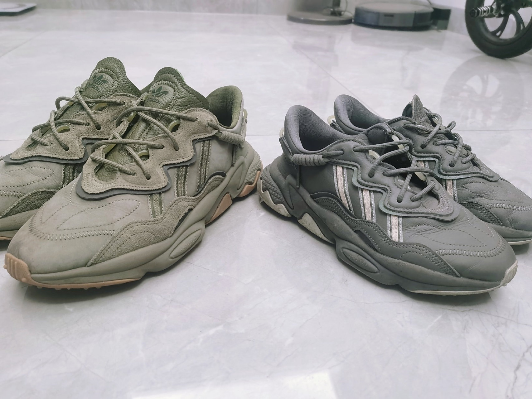 ozweego的正确系鞋带方式 addidas azweego的鞋带是圆圆的,以前鞋带老