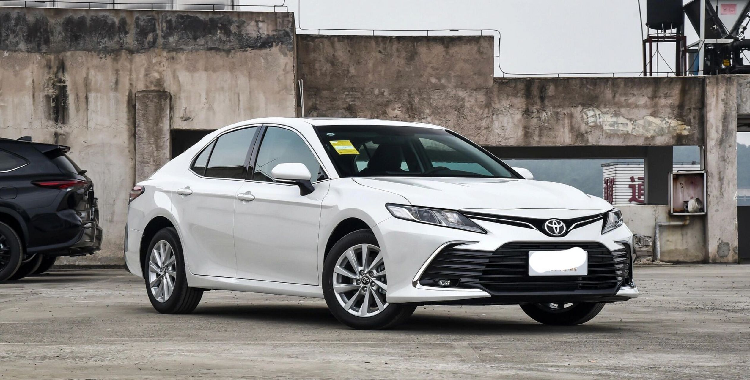 2023款丰田凯美瑞2.0豪华版 凯美瑞2023款2.