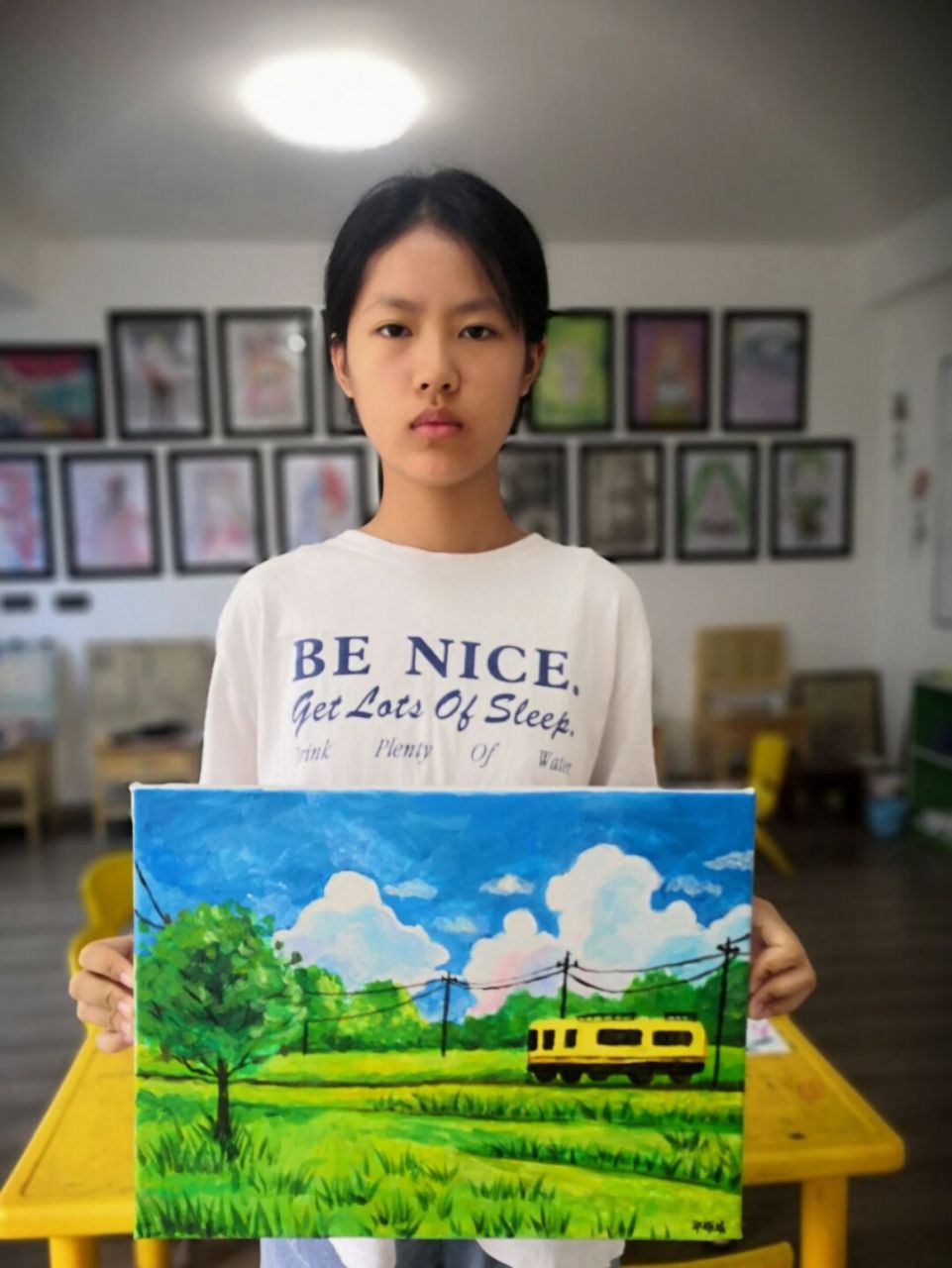 初中生绘画作品 一位初中生的丙烯风景画,彩铅画和素描静物作品!