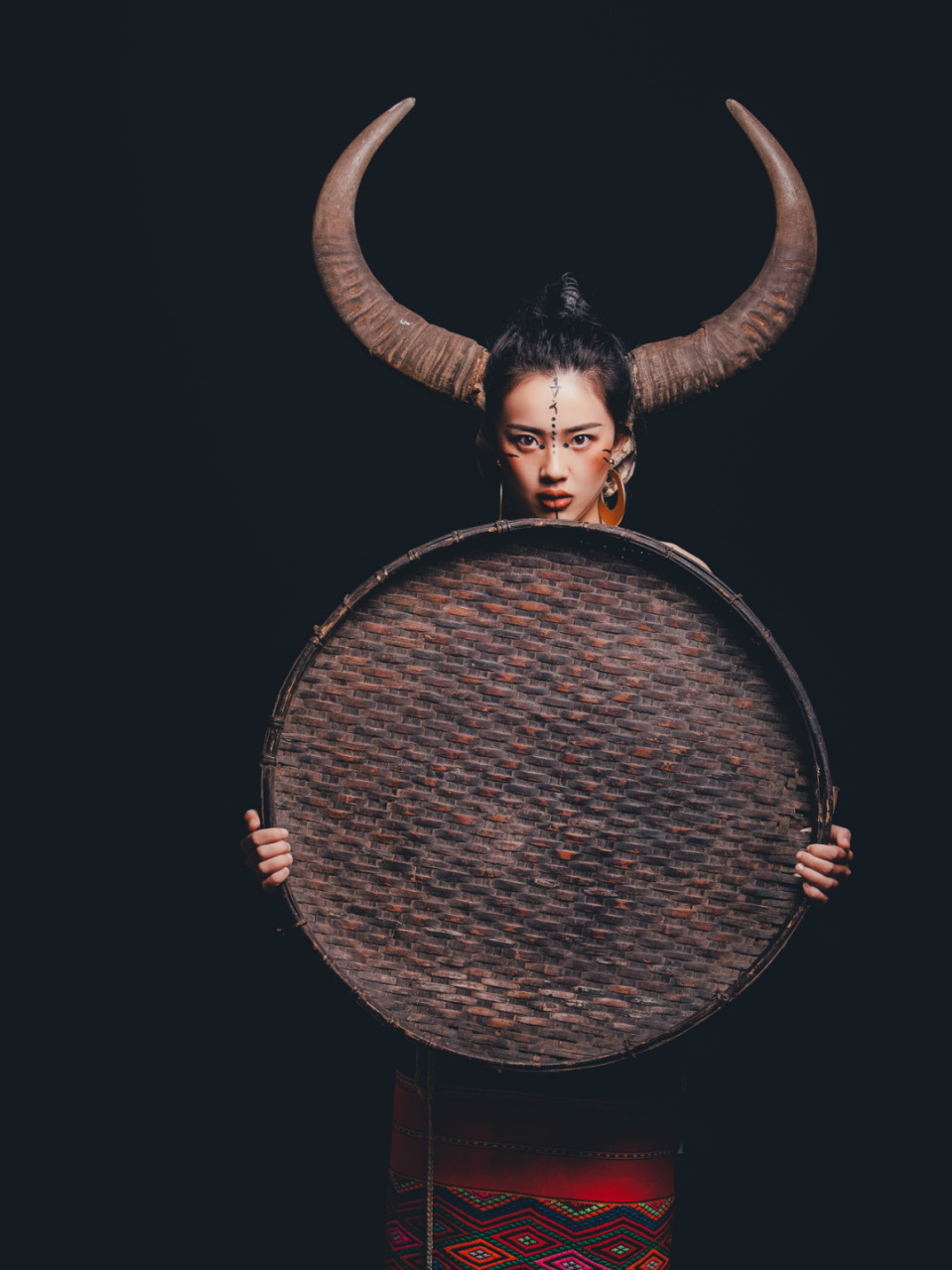 牛头与佤族的信仰崇拜 佤族是以牛为图腾崇拜的民族.