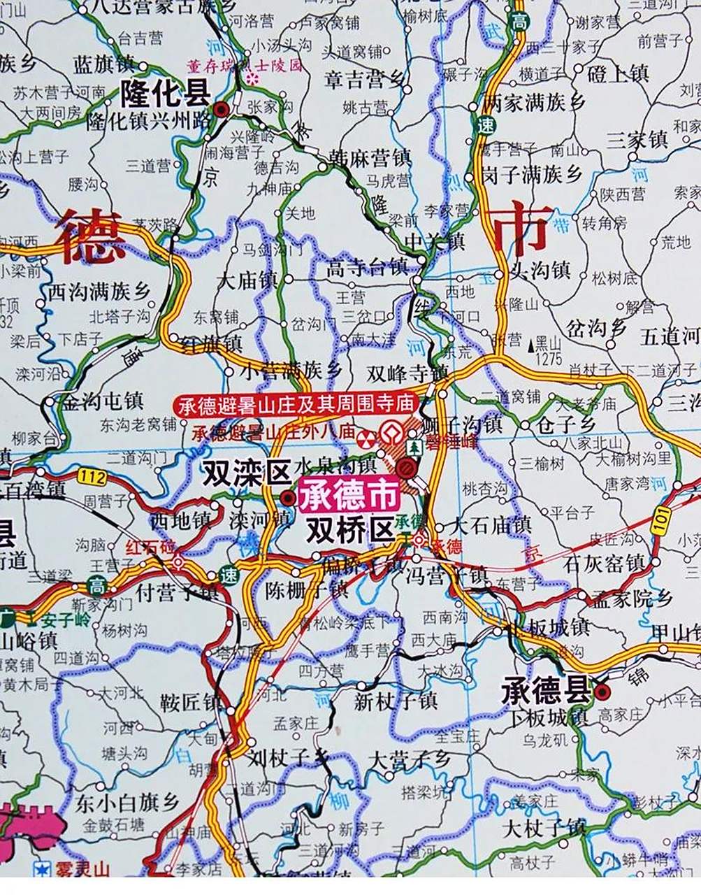 承德别名热河,全市面积3.95万平方千米,总人口333万余人.