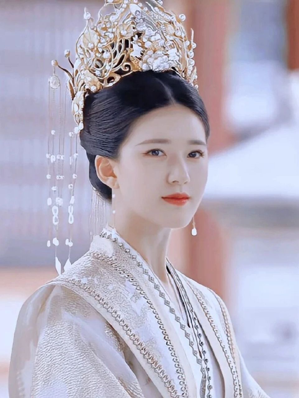 赵露思绝美古装图片.