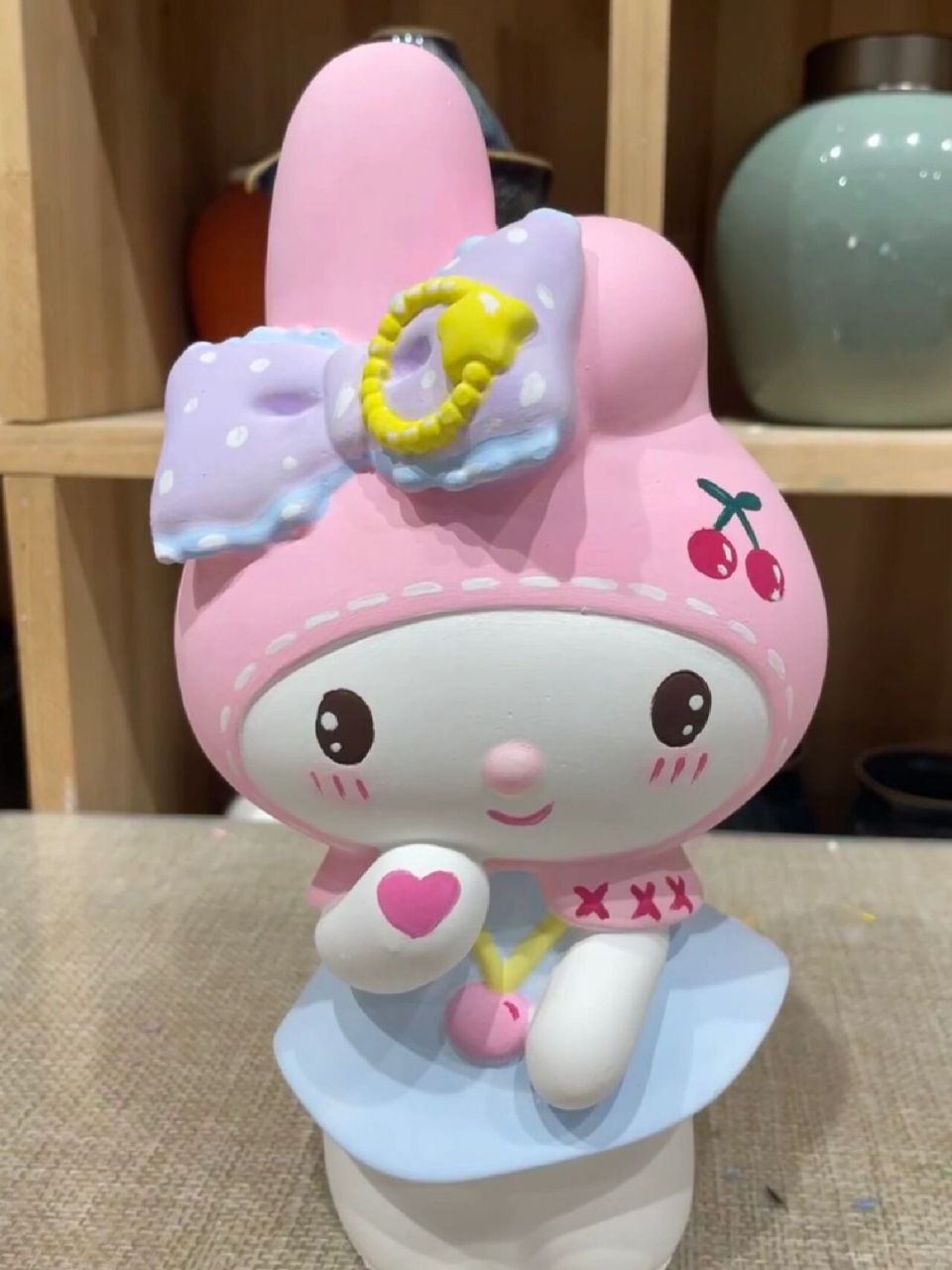 石膏娃娃 这两天忙着搬家,好几天没更新啦, 更新一个美乐蒂石膏娃娃