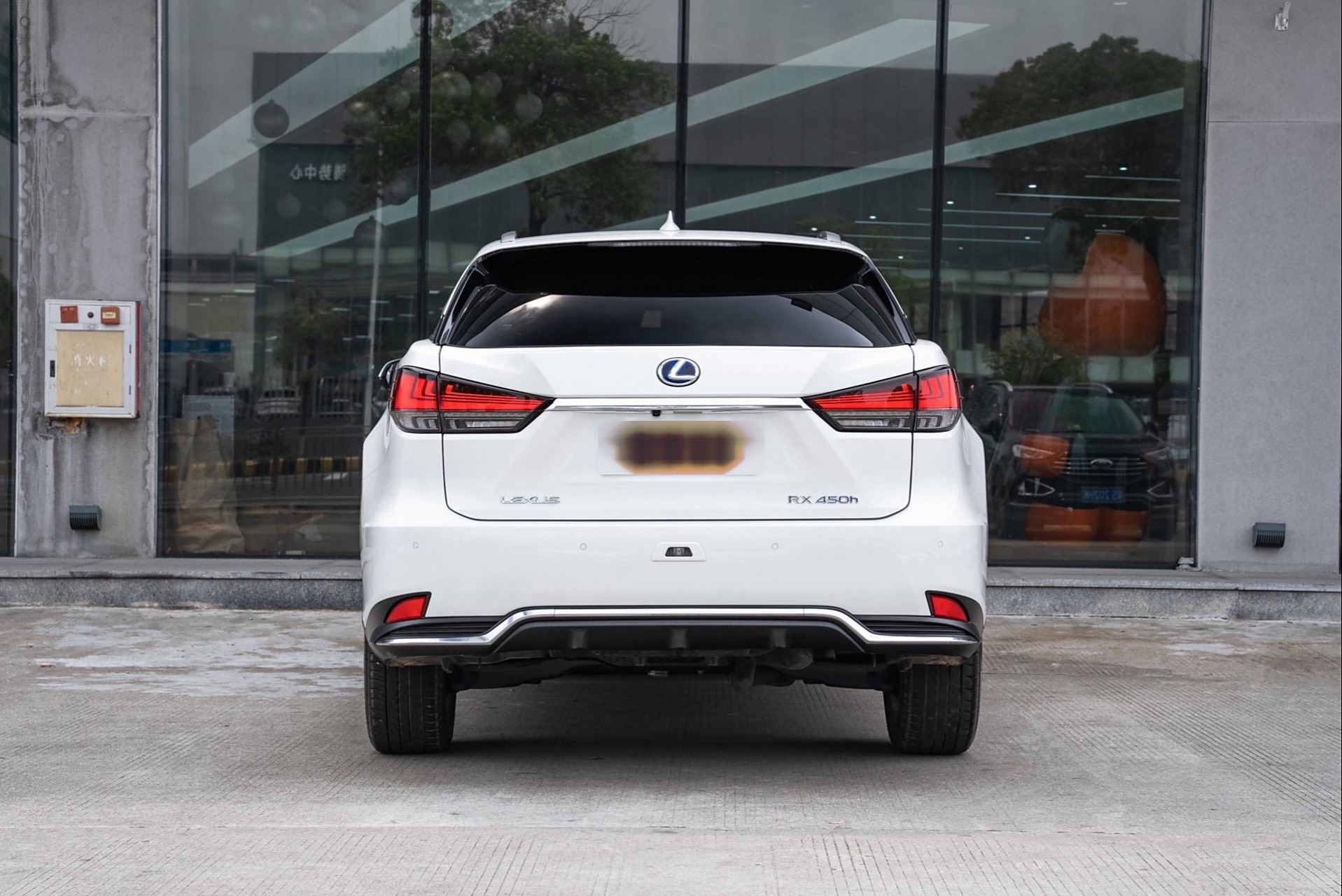 2020款 改款 雷克萨斯rx  450h 四驱典雅版 2022年5月上牌,1.