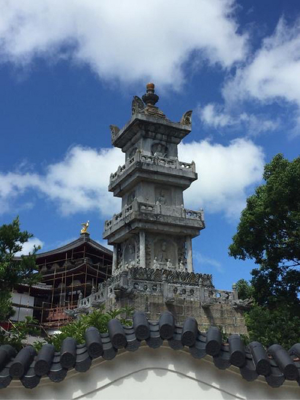 佛教胜地—普陀山 中国佛教四大名山之一,位于浙江省舟山市普陀区,是