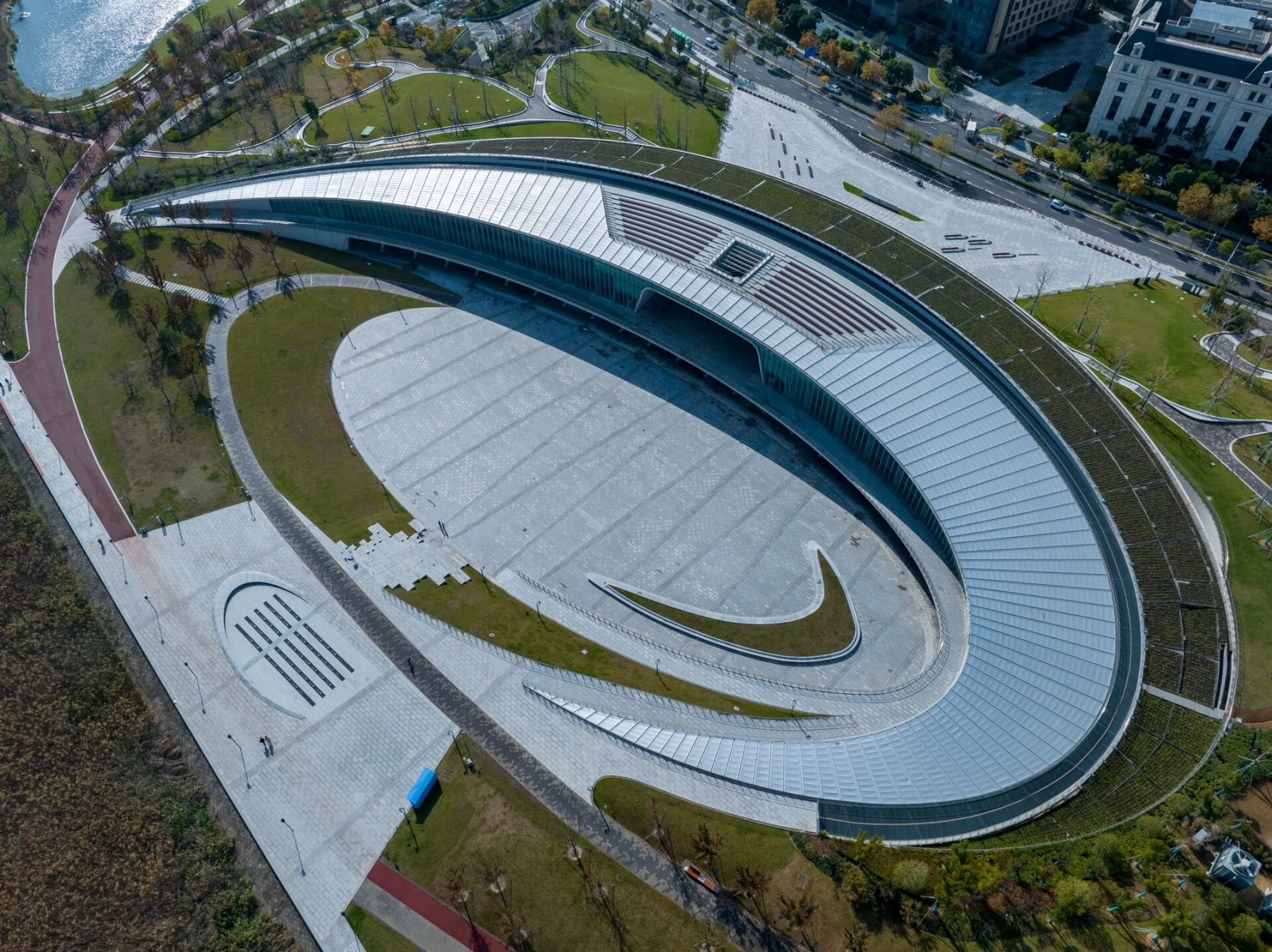 宁波鲲鹏馆 《庄子·逍遥游》:北冥有鱼,其名为鲲.