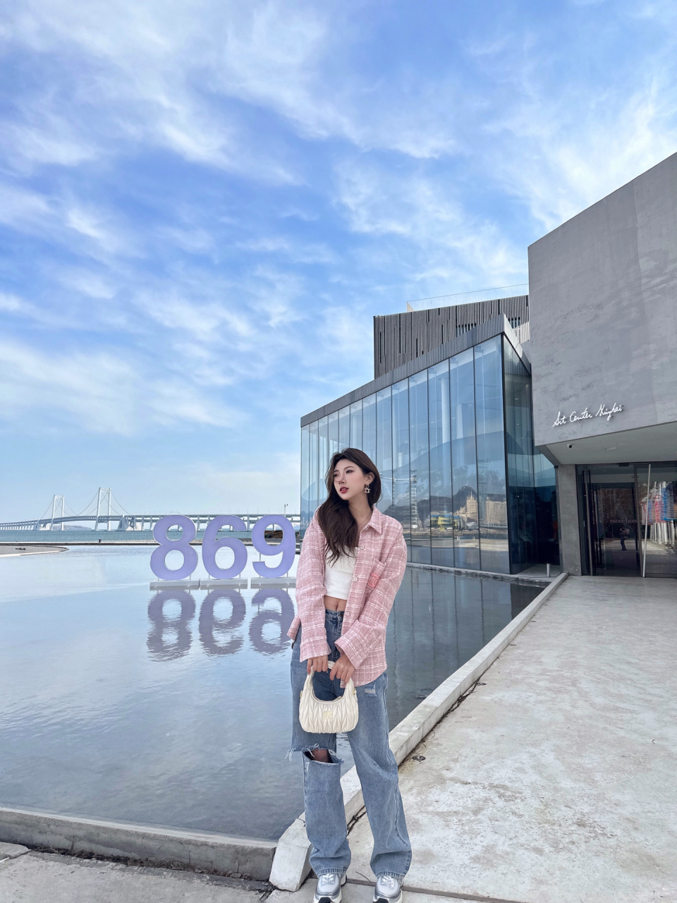 大连869设计学校|星海艺术中心 99:5990/2人 61外观场地很大