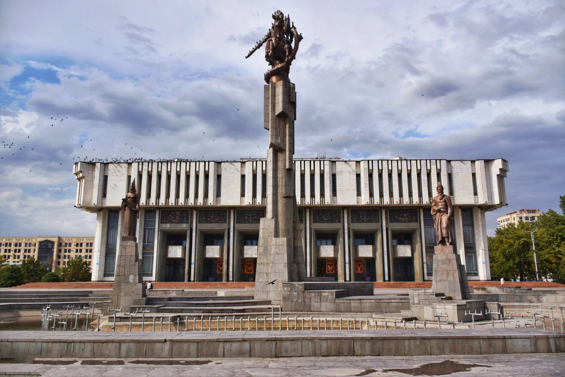 【吉尔吉斯斯坦9692】比什凯克 bishkek 应该是中亚地区苏联风格