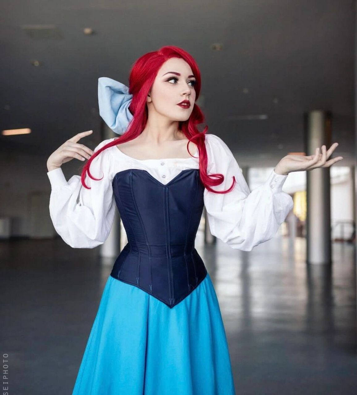 绝美迪士尼在逃公主cosplay94是公主本主了 迪士尼在逃公主94