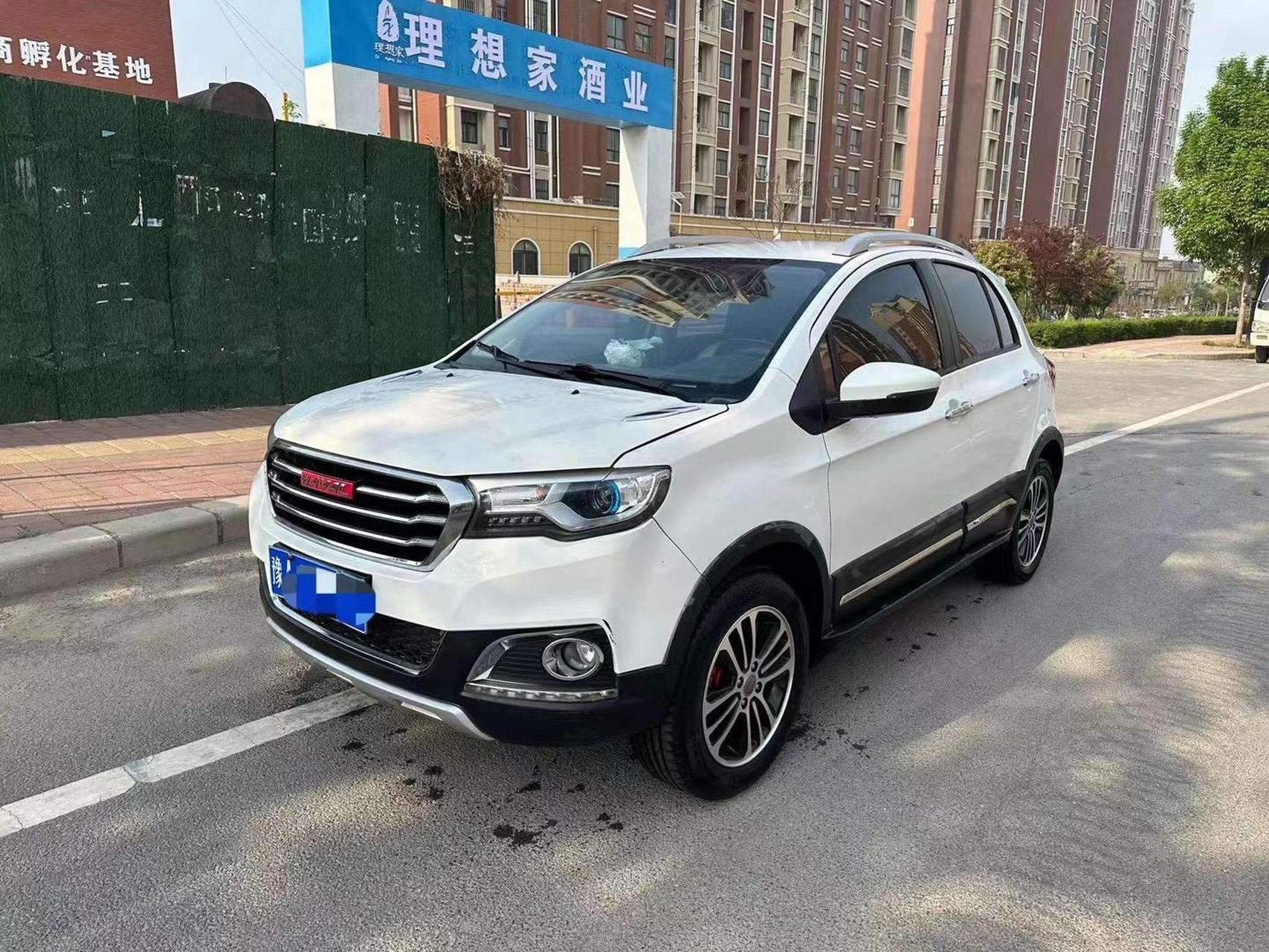 15年哈弗h1红标,1.5手动,11万公里.无事故无泡水.