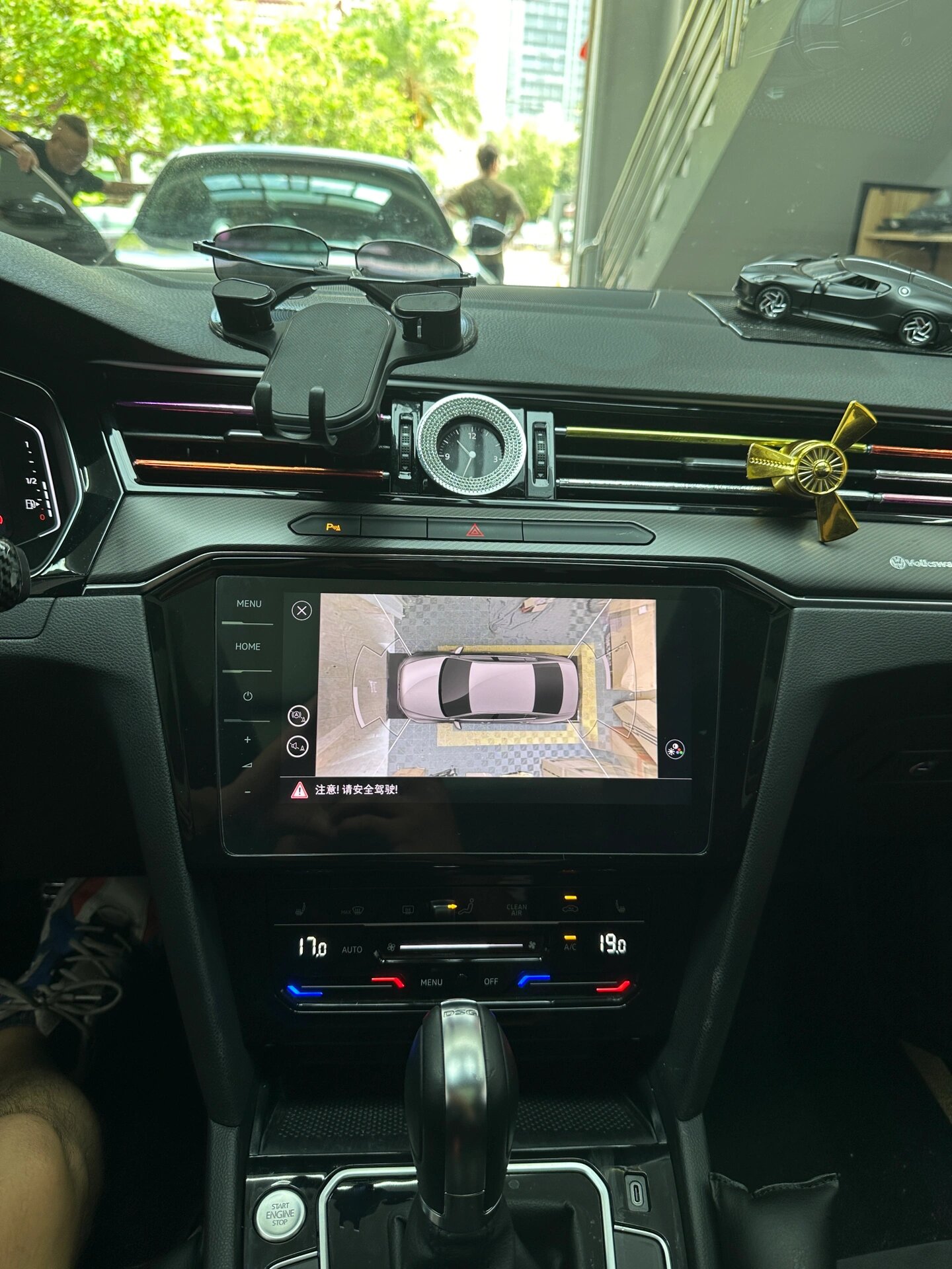 迈腾车友要装就一步到位 原厂的360全景影像   原厂360全景影像无损