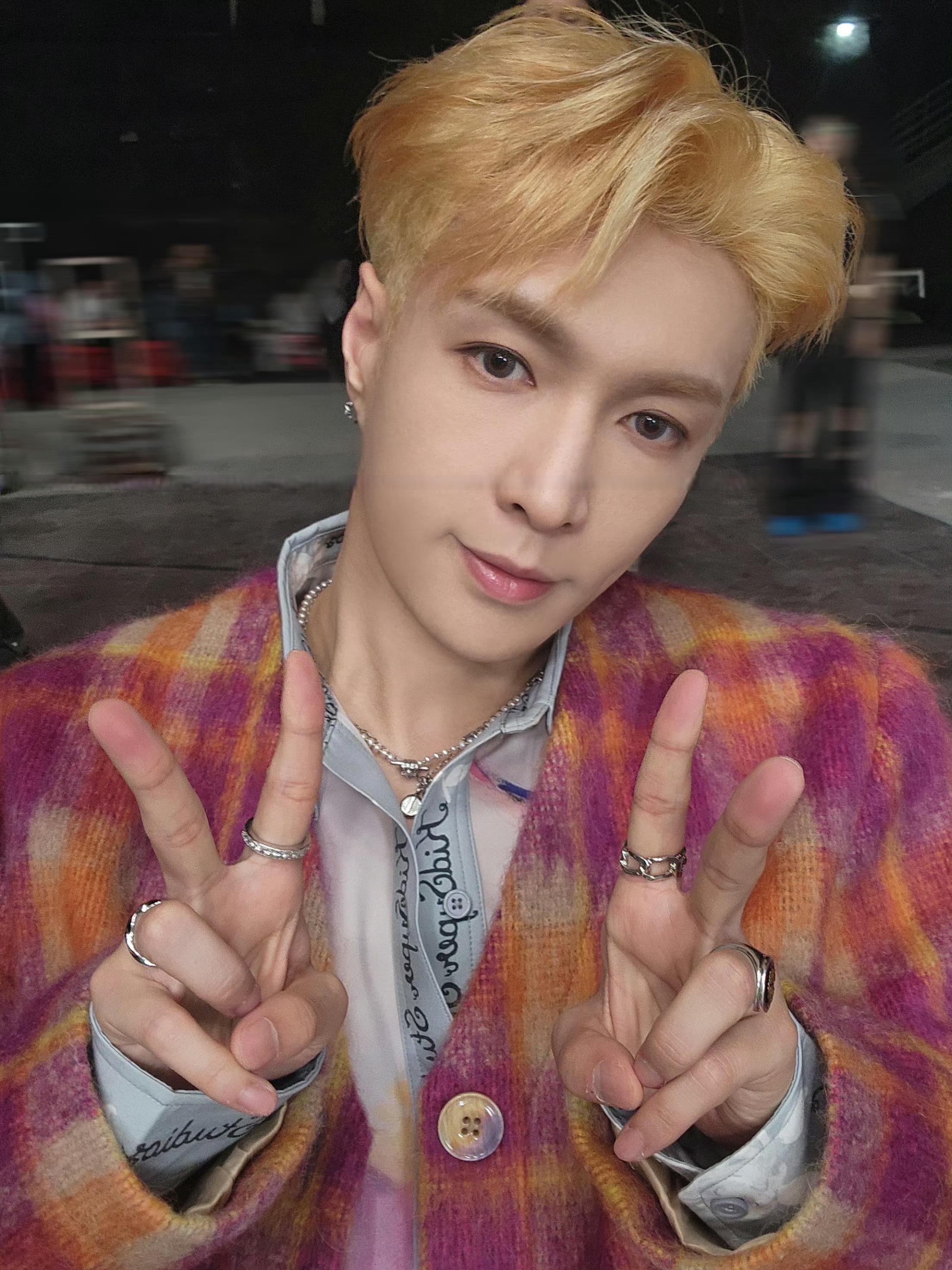 张艺兴眼睛图片张艺兴神图张艺兴眼睛图张艺兴孤注一掷张艺兴的纹身