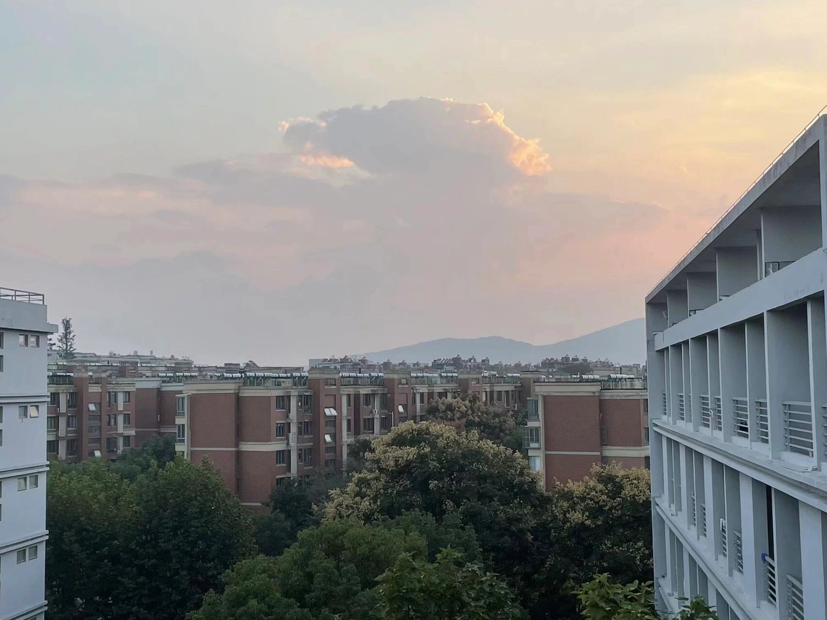 关于南京审计大学金审学院 11566交通 步行6分钟可以到达地铁2号