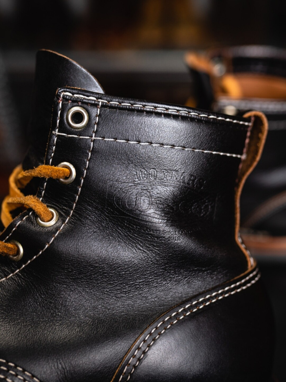 不明显,微微茶芯吧,还得继续努力[捂脸] 型号:hendrik 鞋楦:1339 皮料