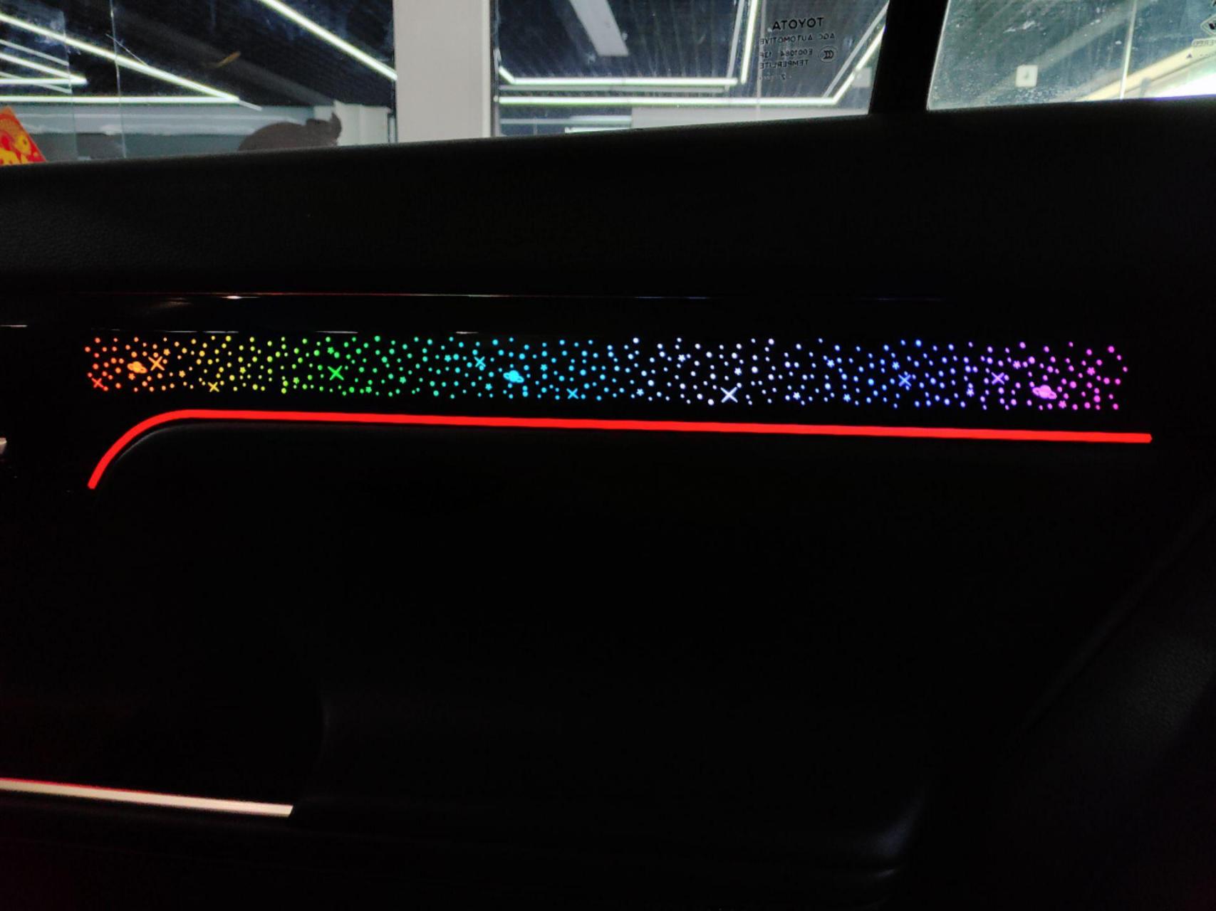 丰田汉兰达星空饰板氛围灯