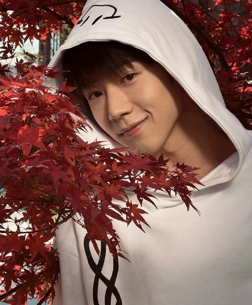 吴俊霆 这个小伙怎么这么帅啊  快快火起来!