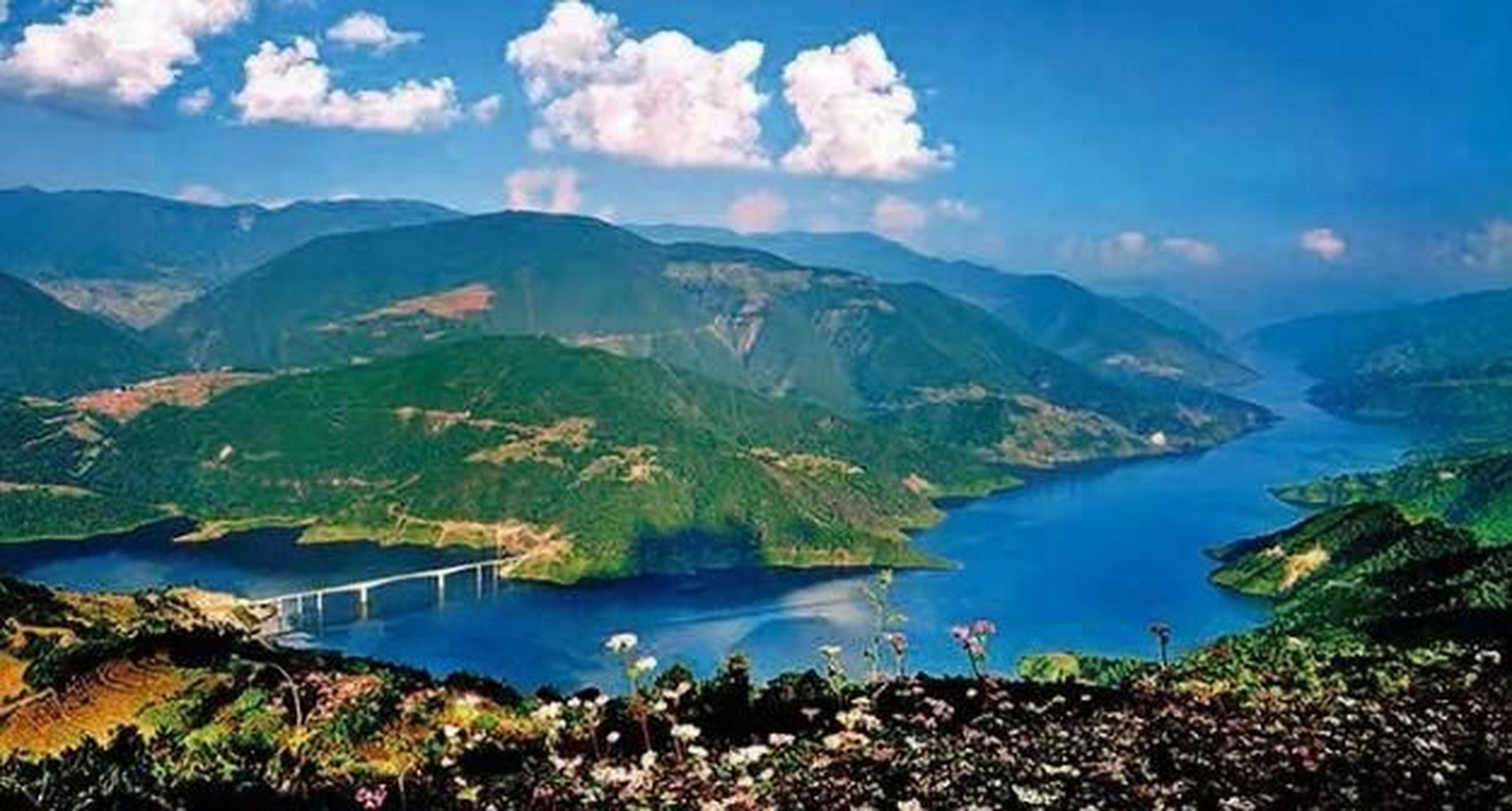 来百里长湖,感受不一样的澜沧江景色 云县漫湾百里长湖景区,是大自然