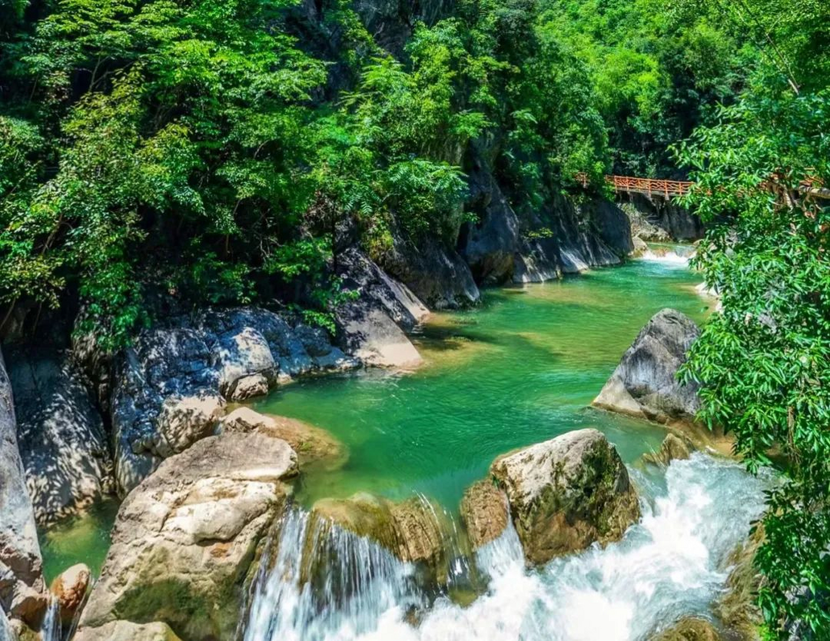 十堰五龙河景区 发放九月福利啦】九月,是回报的季节,老师,是这季节的