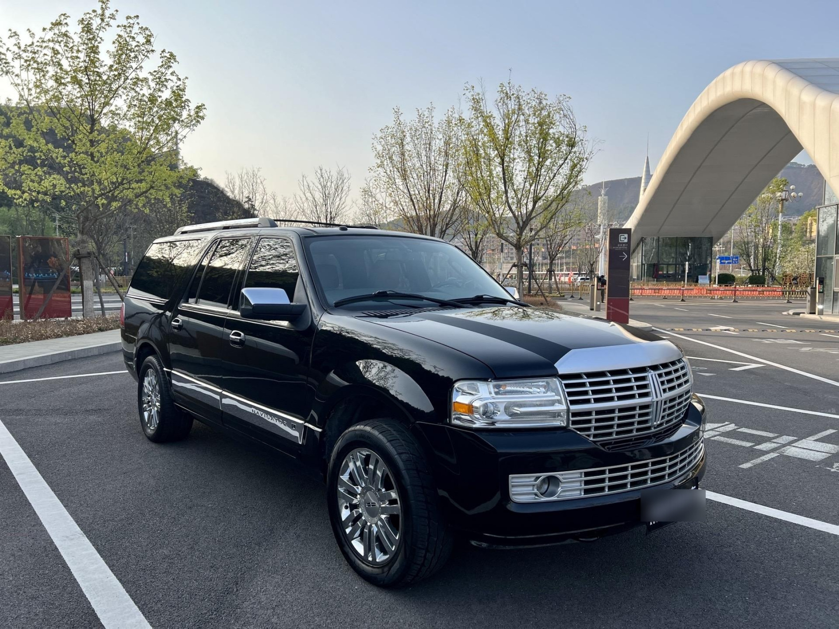 新到2013年林肯领航员 5.