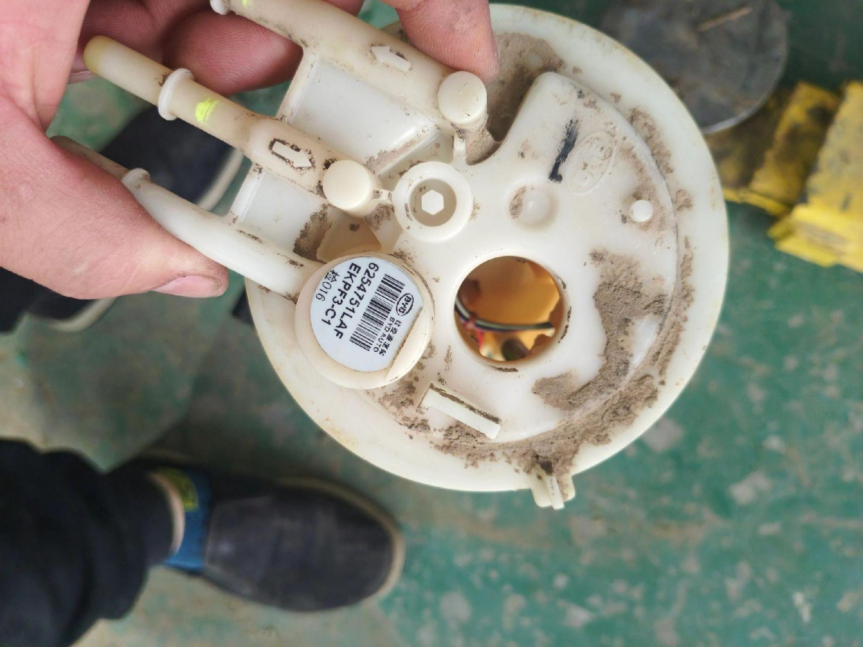 比亚迪f3 更换原厂汽油泵总成