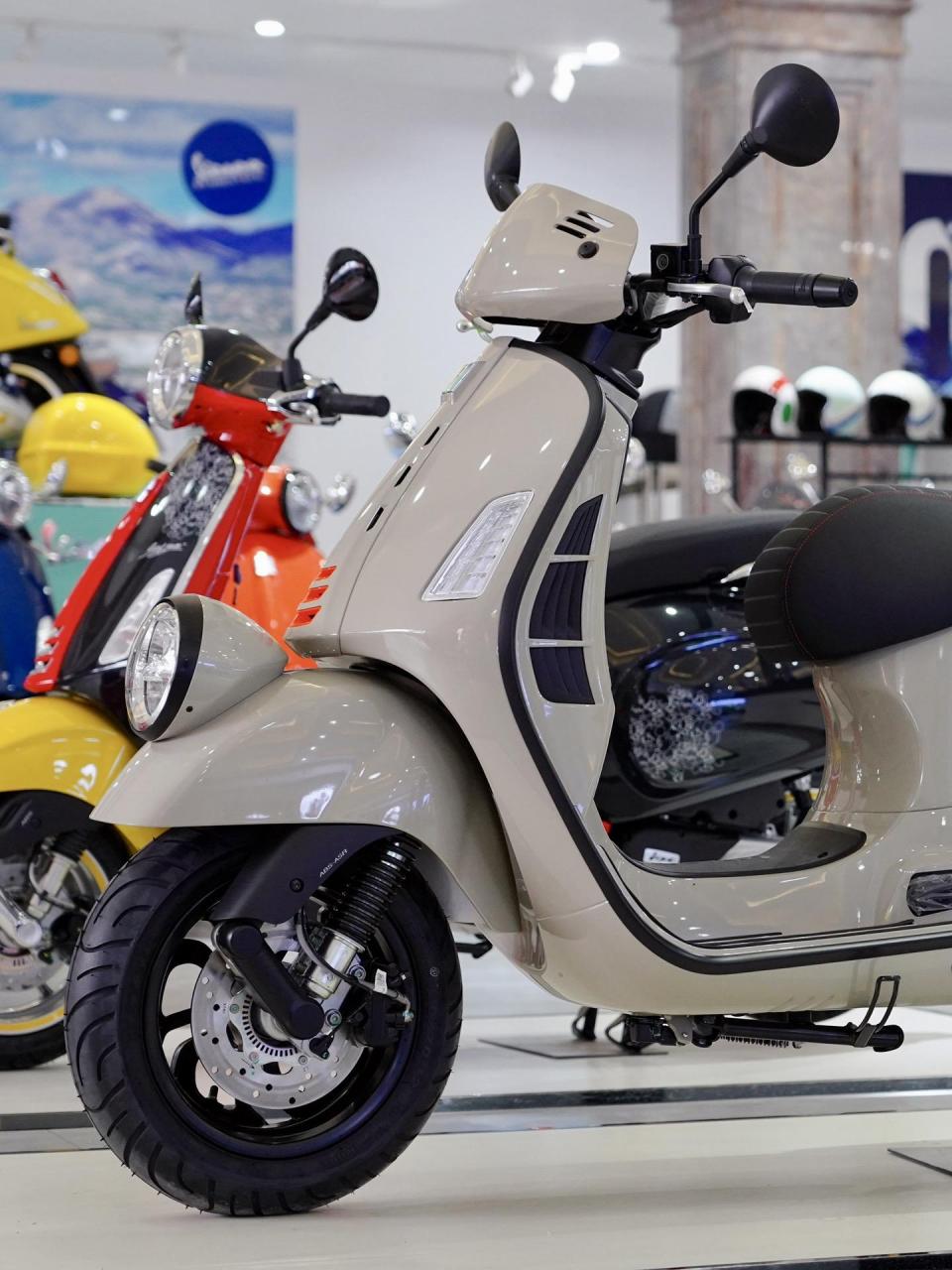 2024vespa gtv300,新的运动时尚风
