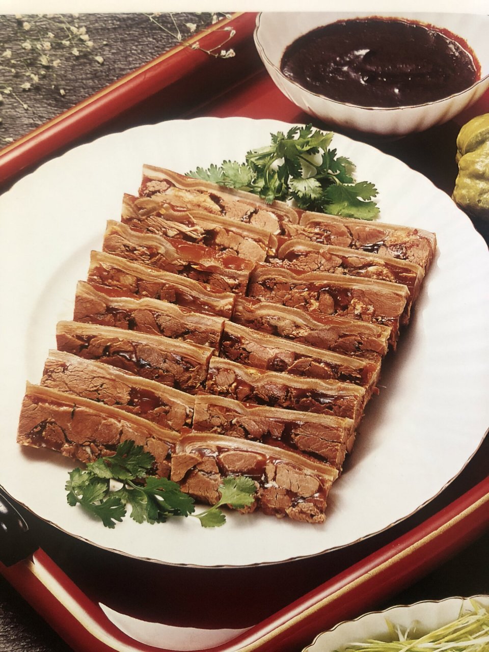 北京名菜:羊糕《中国传统名菜》 羊糕