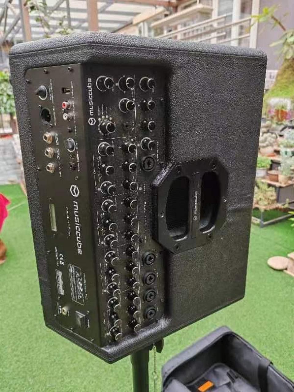 出一台音乐骑士t2 户外音箱,蓝牙充电音箱,大功率,原价6000,这台95新