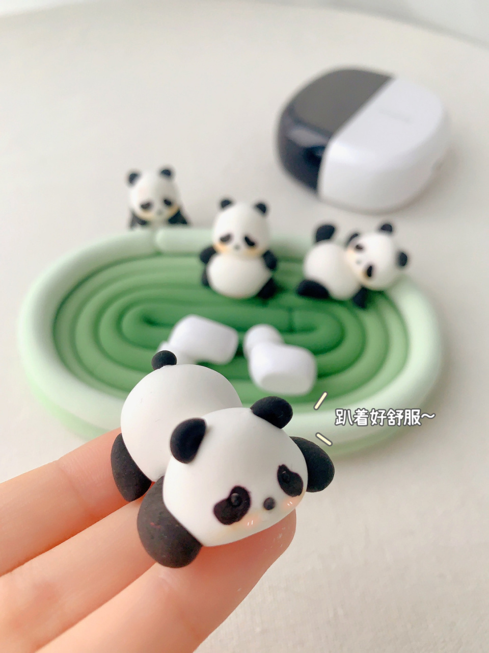 超轻粘土|创意耳机95收纳～超可爱的熊猫94～ 做了一个小小的耳机
