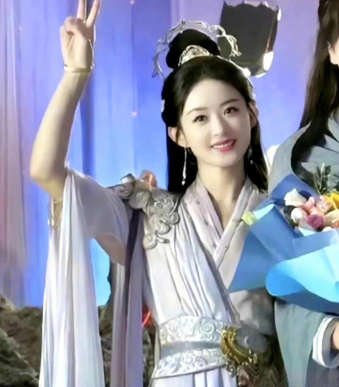 四大凤凰神女 赵丽颖,赵露思,白鹿,鞠婧祎,同穿蓝色古装[三哈] 穿出了