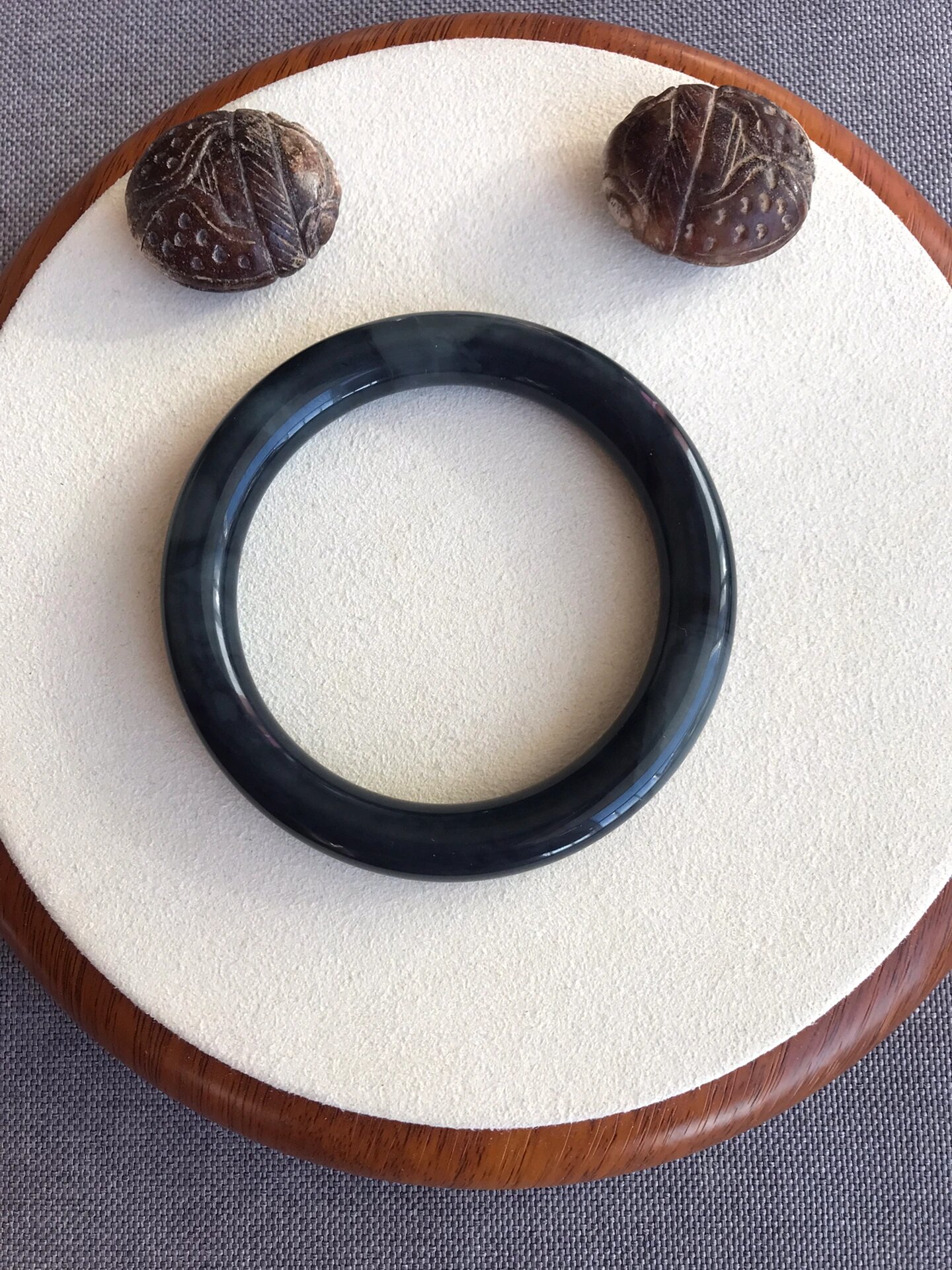 和田玉墨玉青花手镯90168