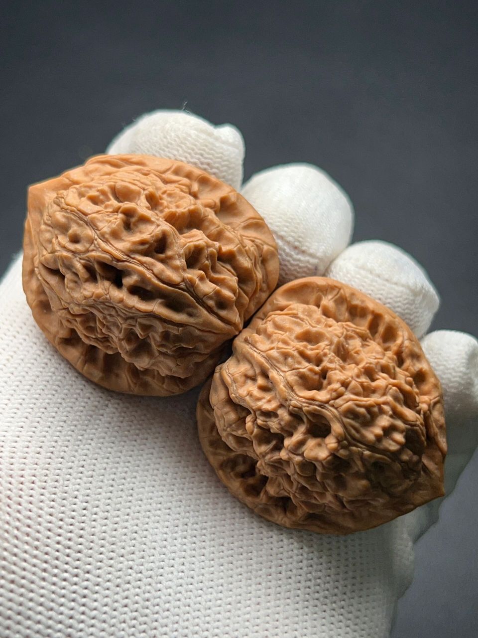 一代老款水龙纹狮子头(没有关注无效) 尺寸:37.5-35.5-40(三手有效) 