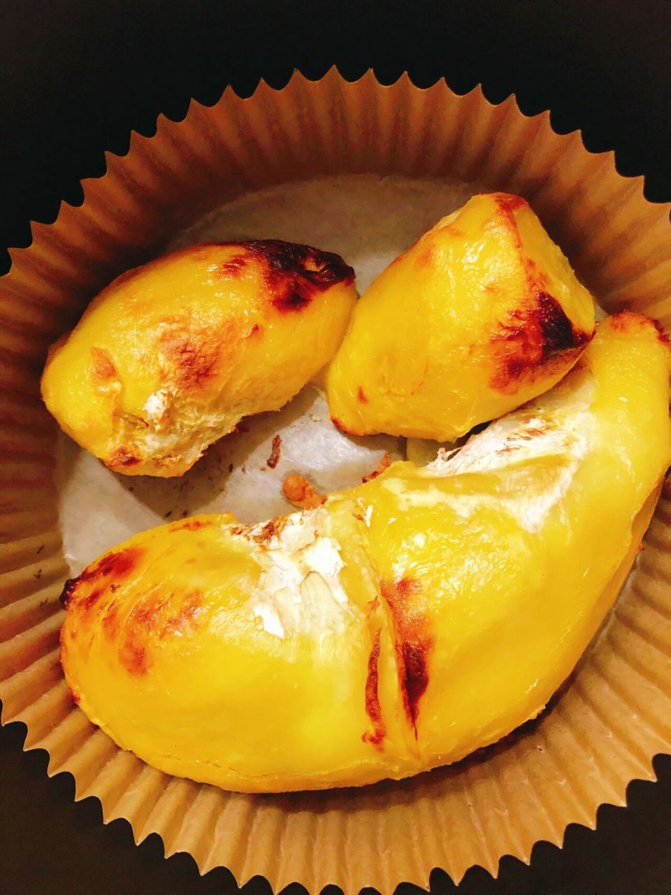 下决心减肥后吃的烤榴莲(空气炸锅版) 故事背景:如果有人在我跟前儿问